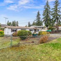35119 28th Avenue S, Federal Way, WA 98003