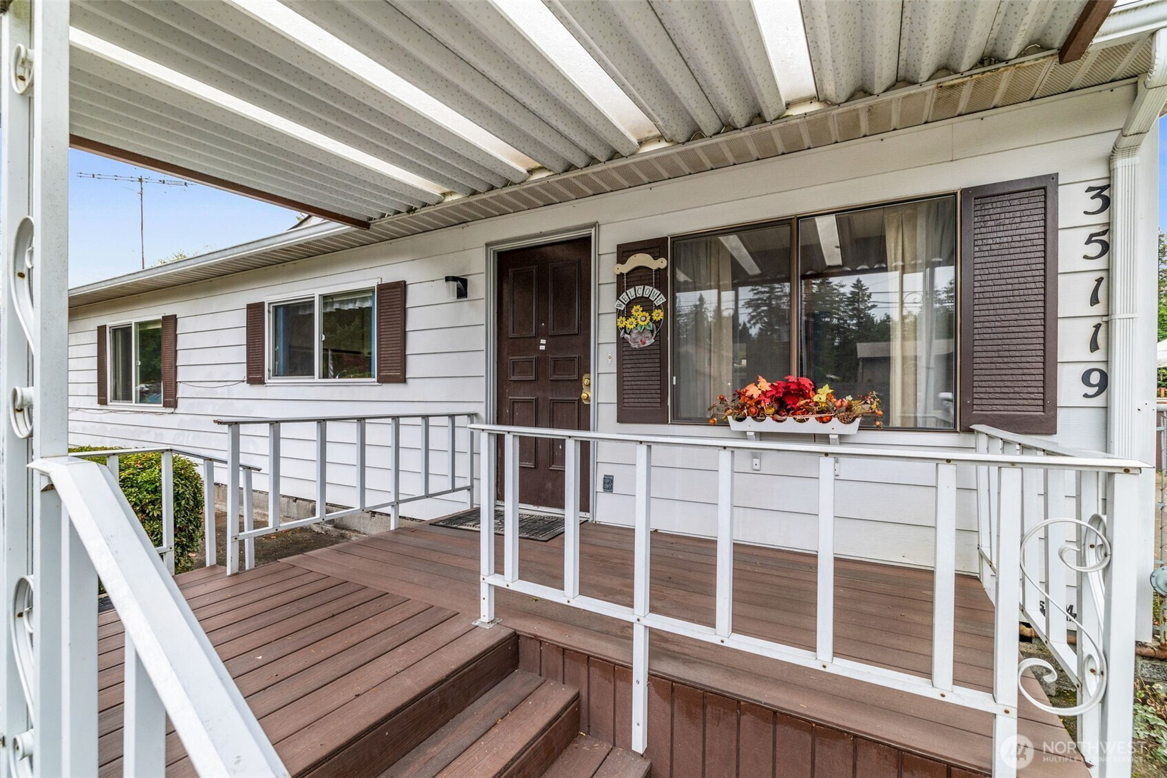 35119 28th Avenue S, Federal Way, WA 98003