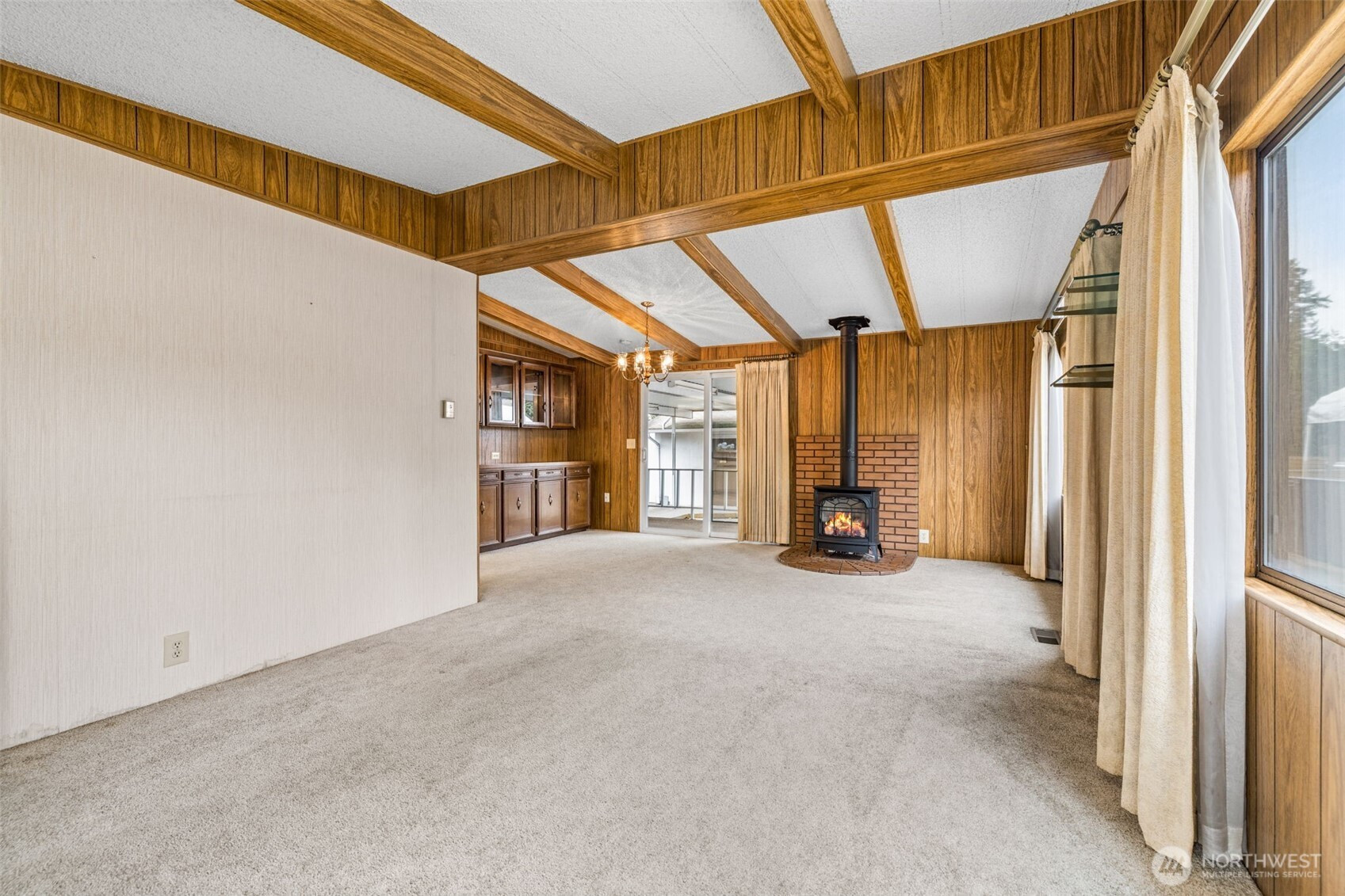 35119 28th Avenue S, Federal Way, WA 98003