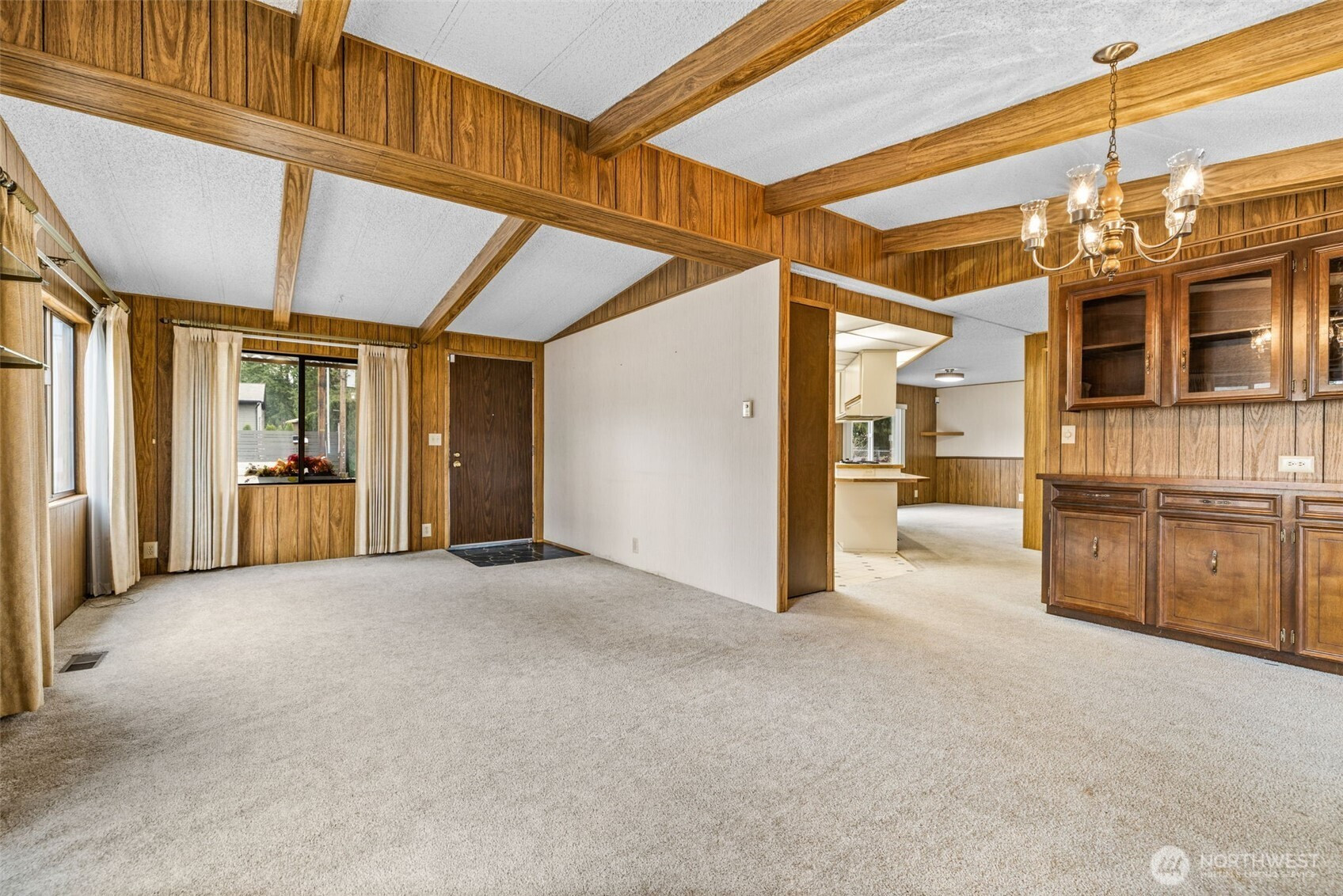 35119 28th Avenue S, Federal Way, WA 98003