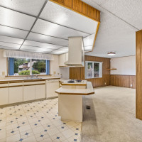 35119 28th Avenue S, Federal Way, WA 98003