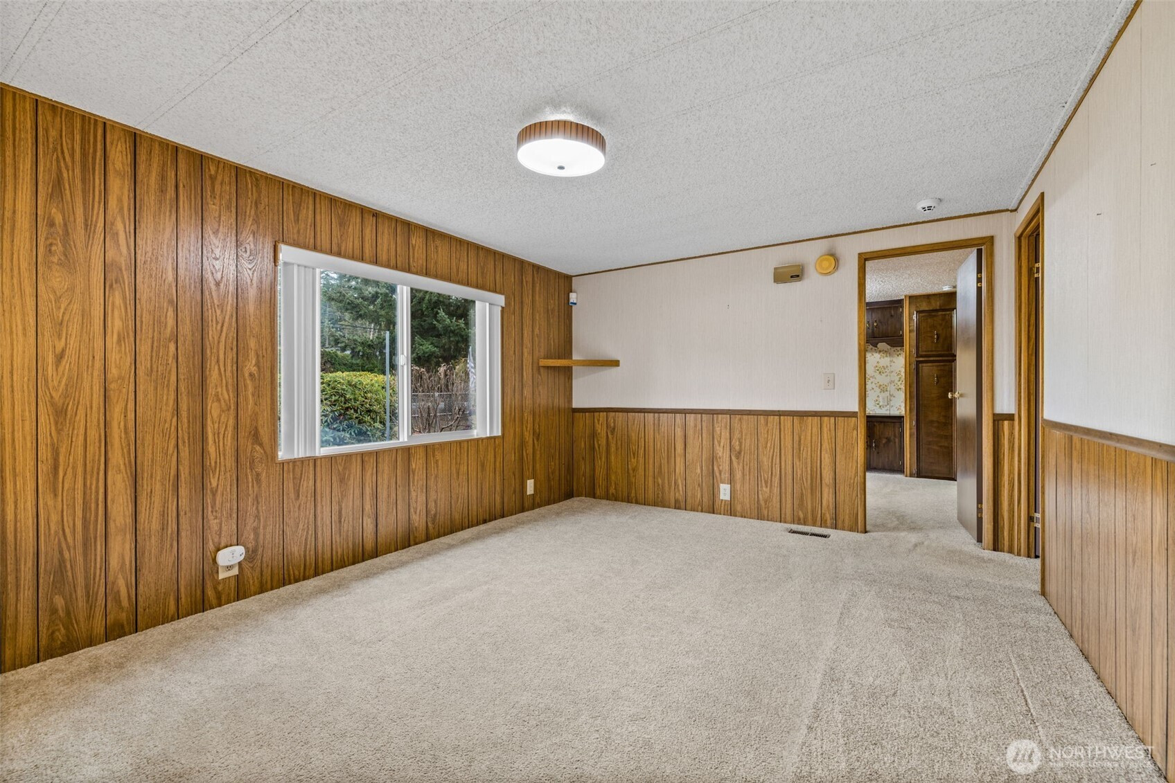 35119 28th Avenue S, Federal Way, WA 98003