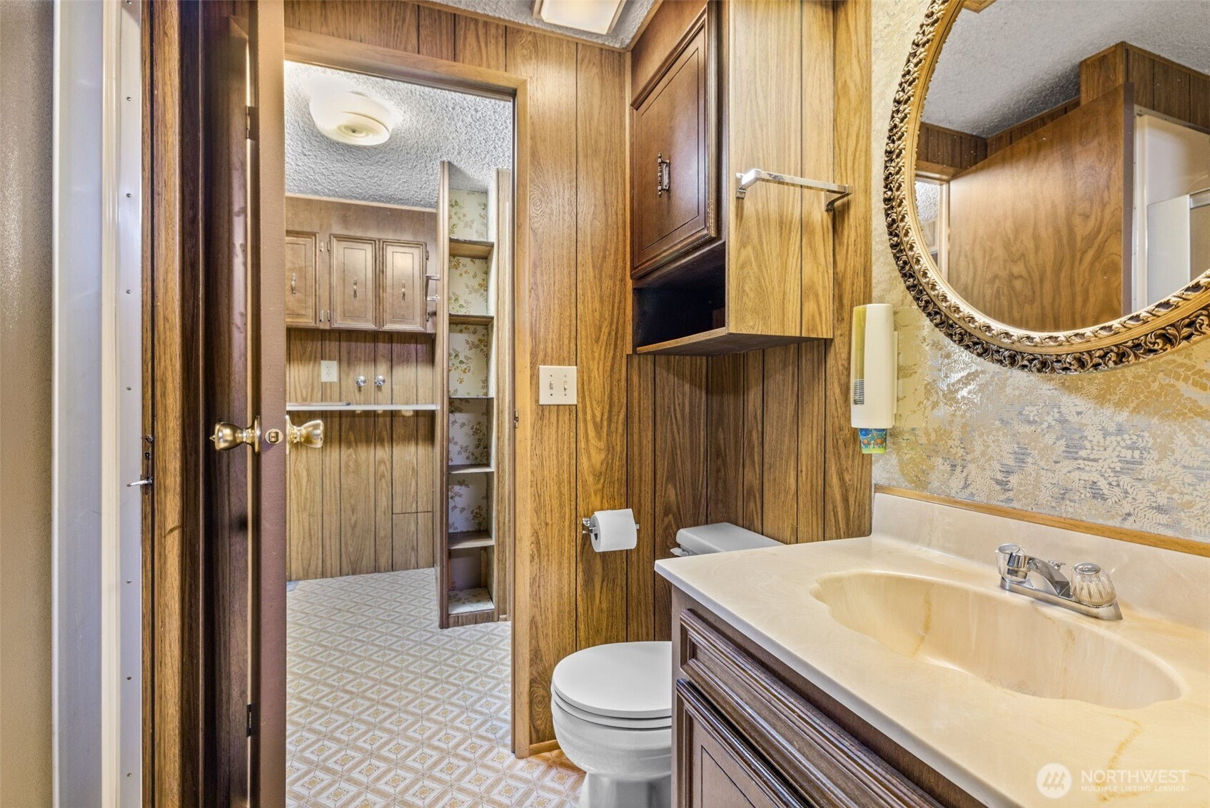 35119 28th Avenue S, Federal Way, WA 98003