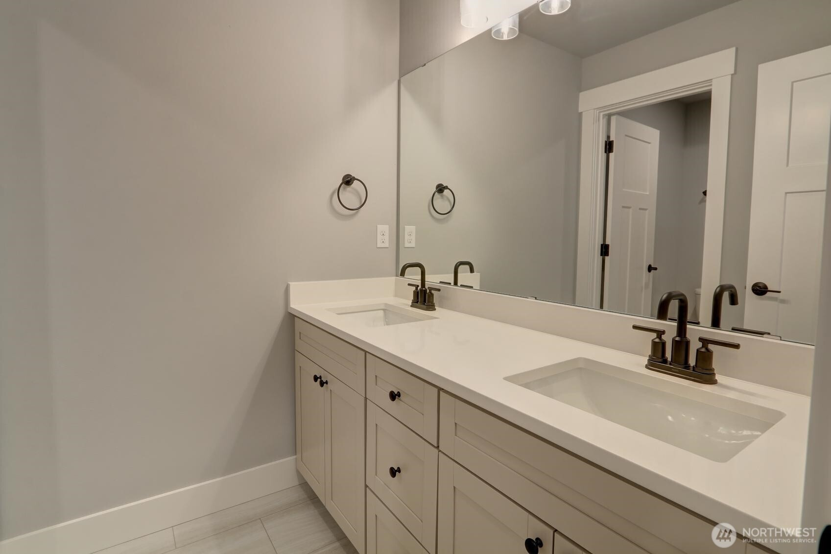 18 160th Place SE, Bothell, WA 98012