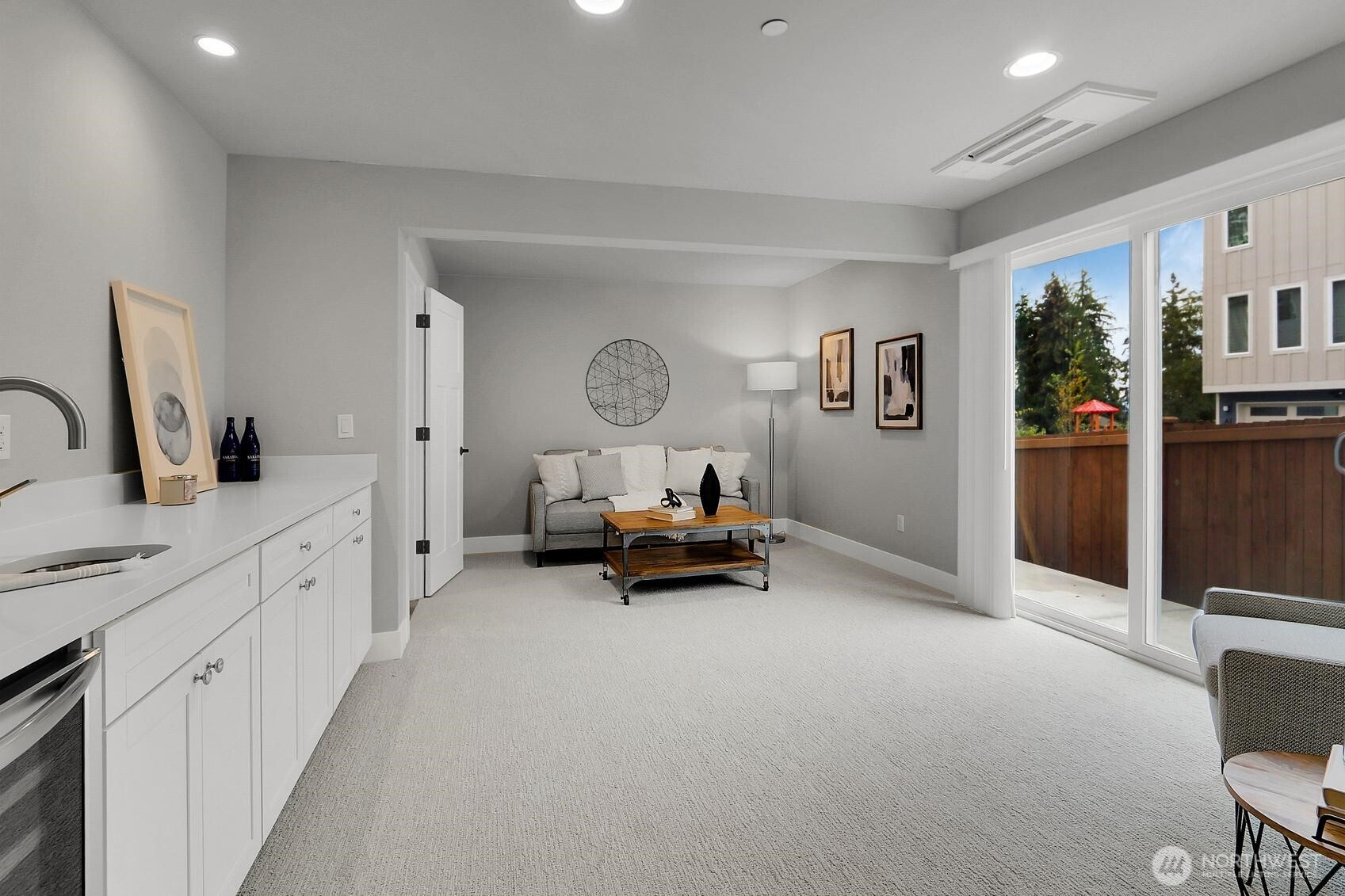 18 160th Place SE, Bothell, WA 98012