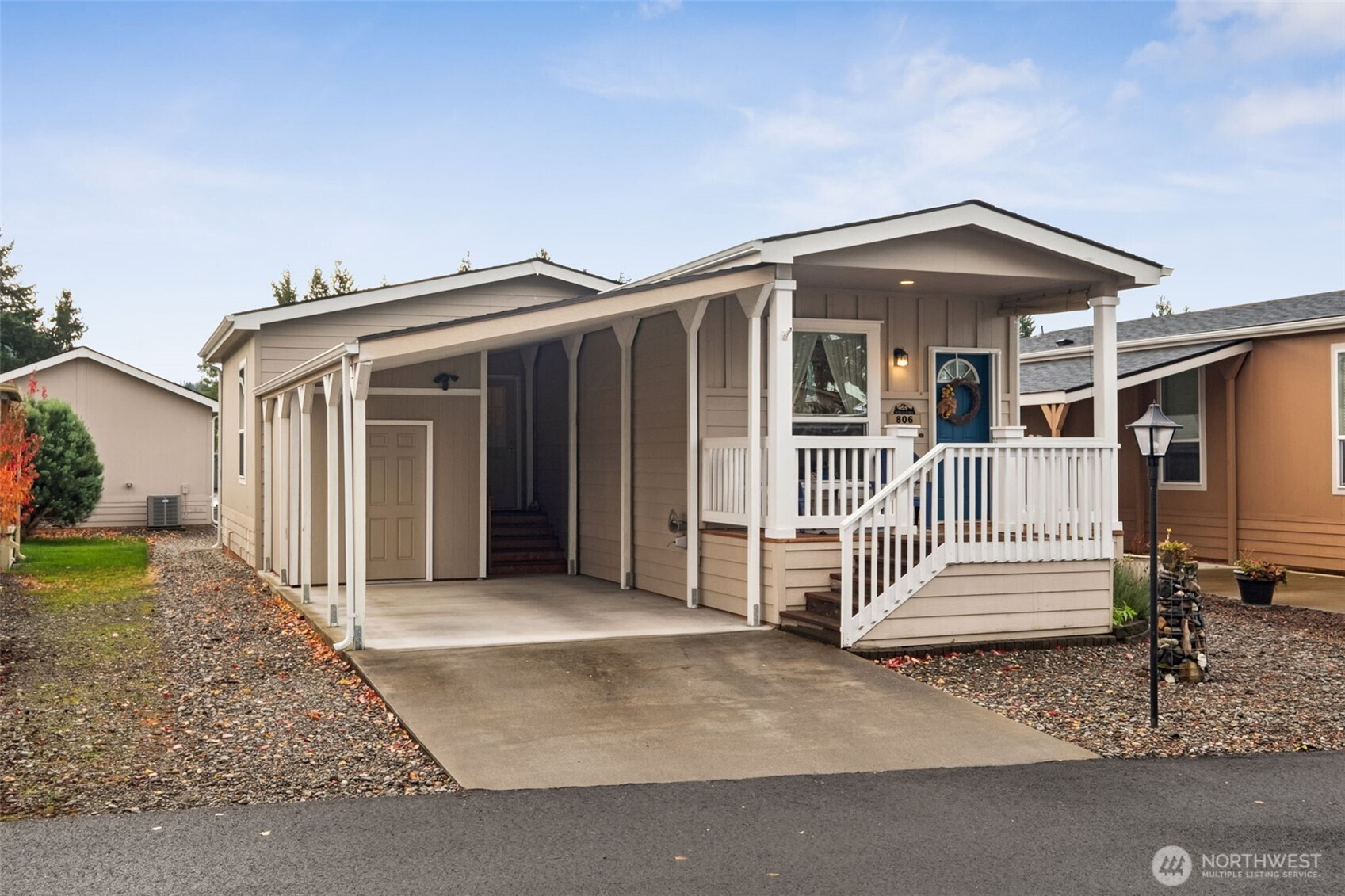 806 Pine Drive, Enumclaw, WA 98022