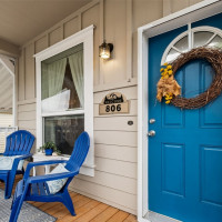 806 Pine Drive, Enumclaw, WA 98022