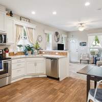 806 Pine Drive, Enumclaw, WA 98022