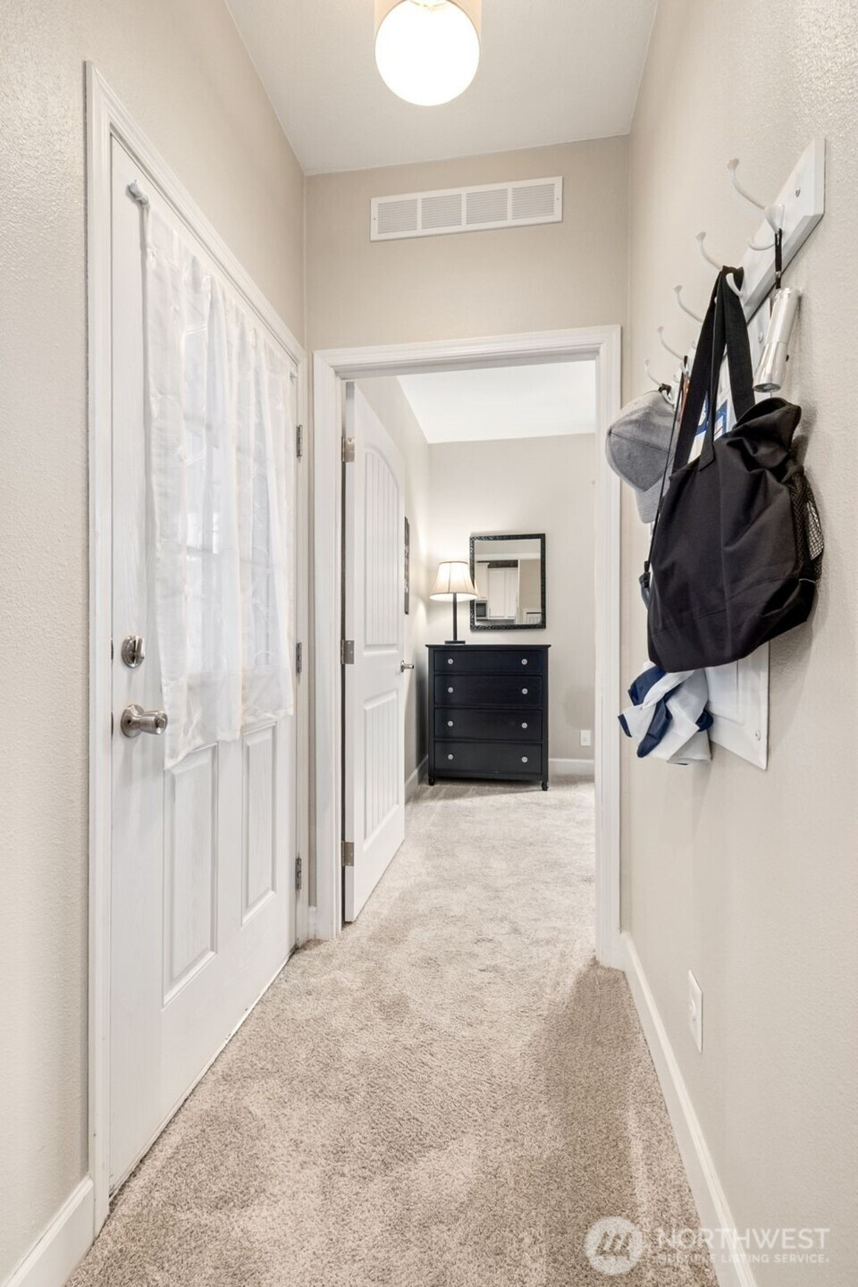 806 Pine Drive, Enumclaw, WA 98022