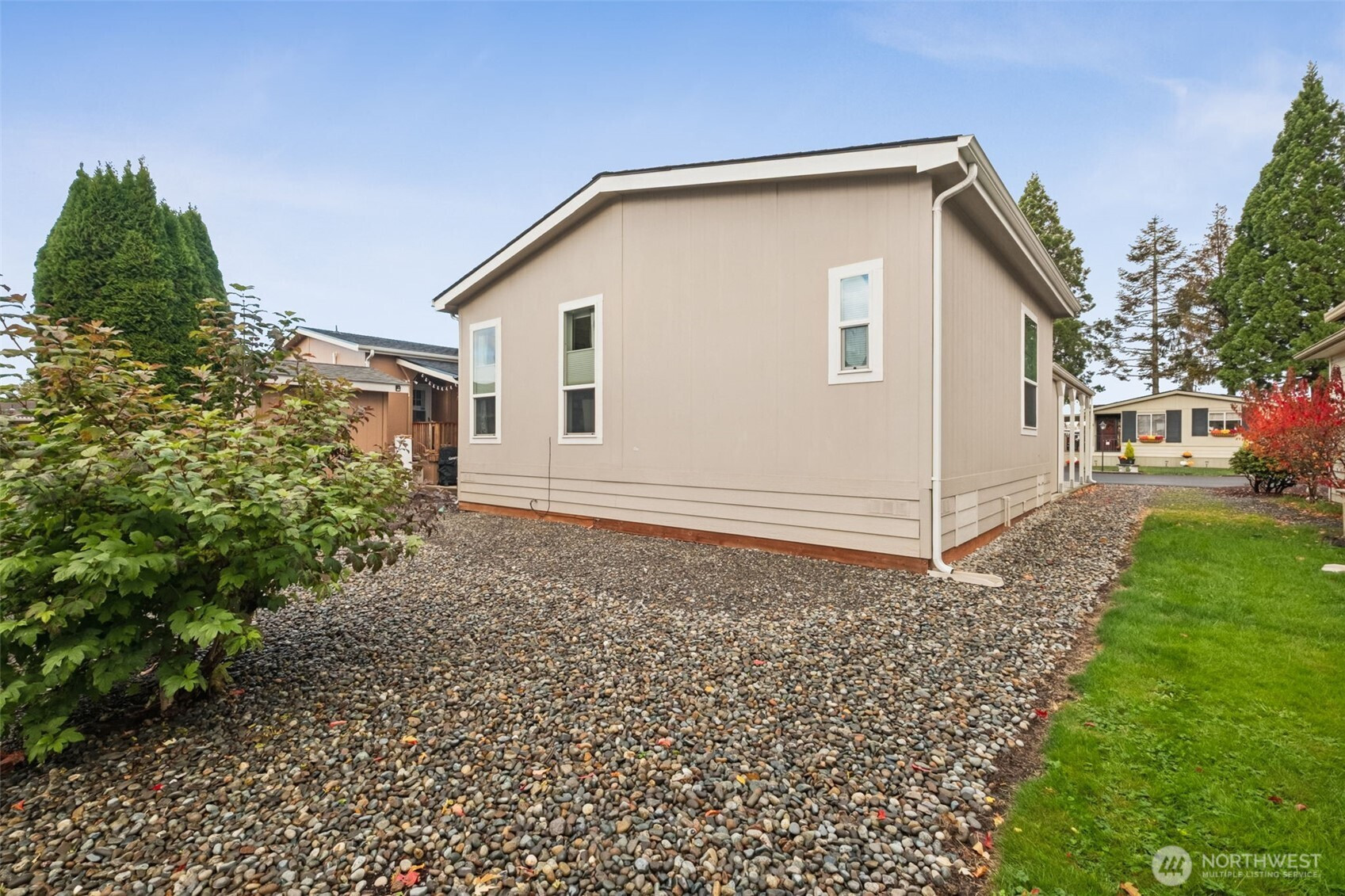 806 Pine Drive, Enumclaw, WA 98022