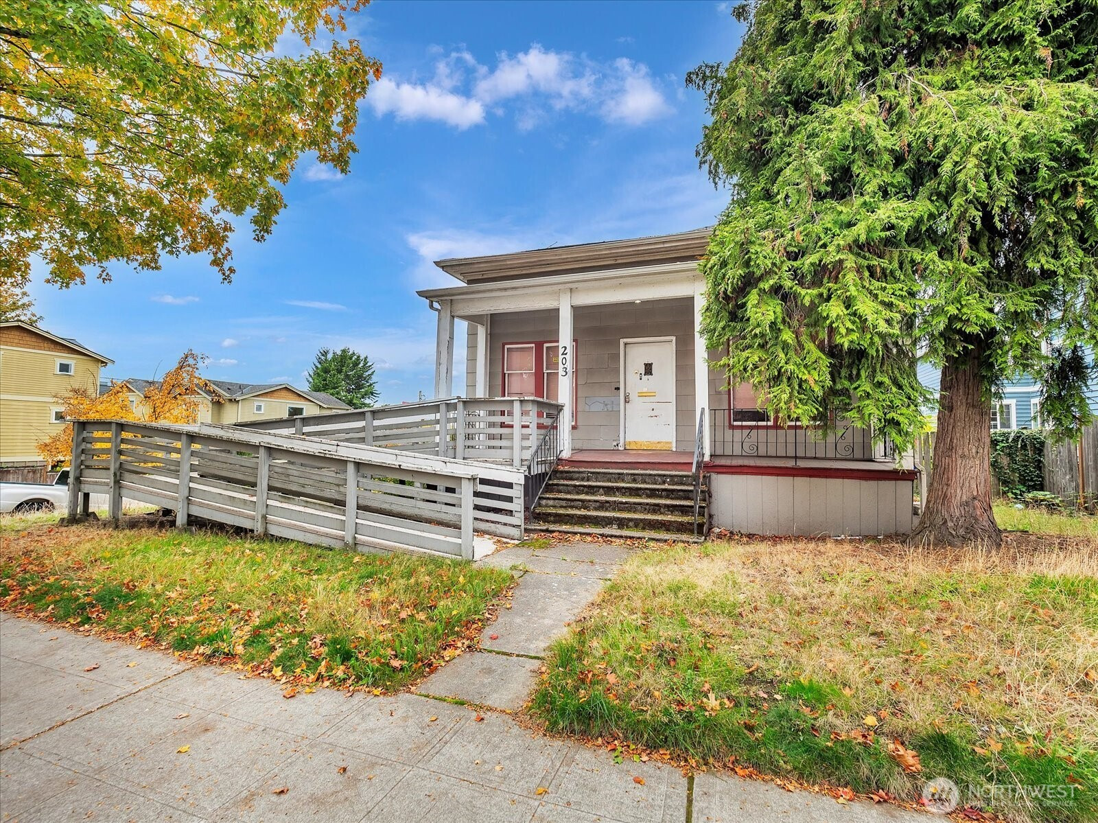 203 23rd Avenue, Seattle, WA 98122