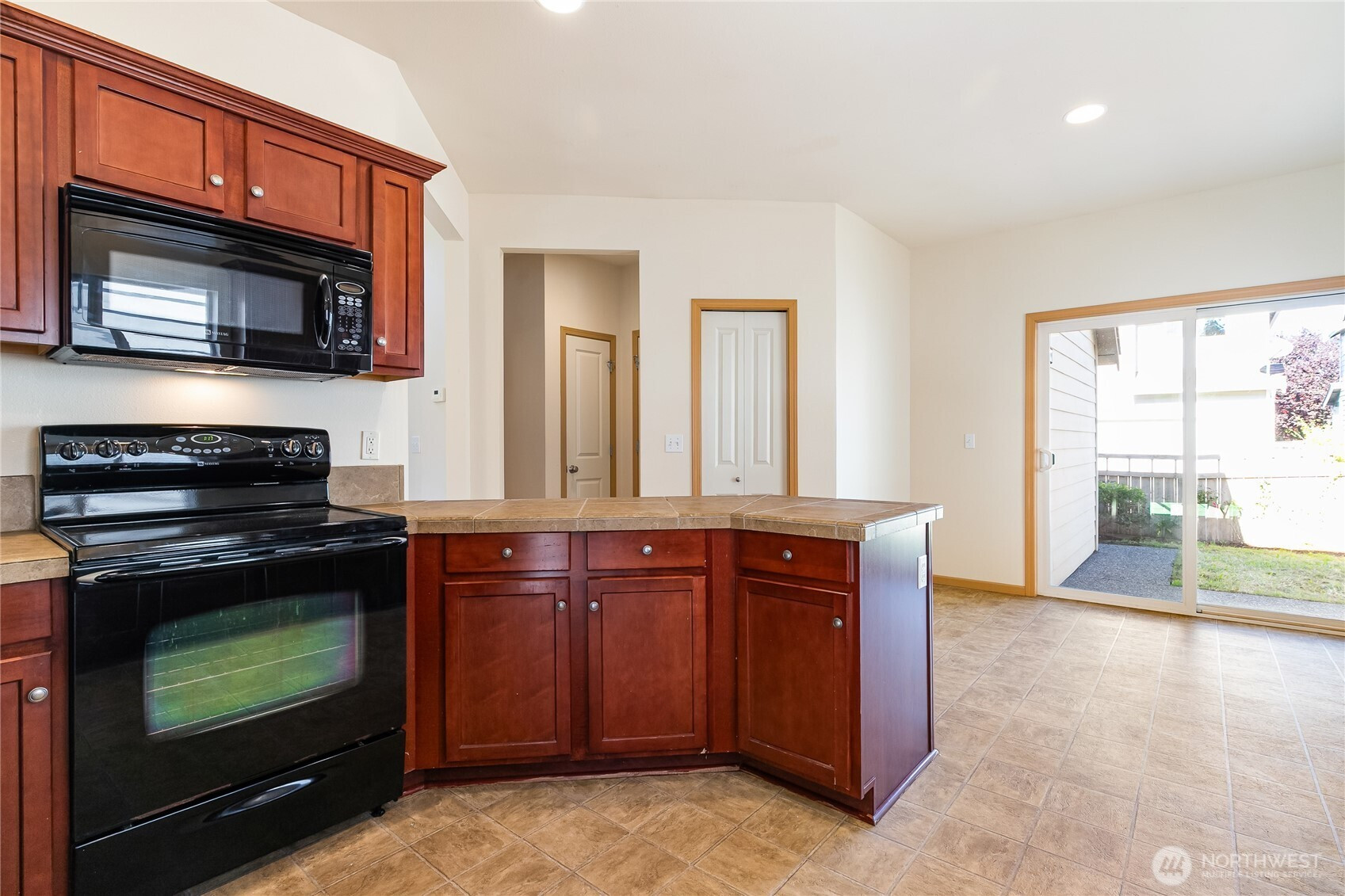 440 Tremont Avenue, Bellingham, WA 98226