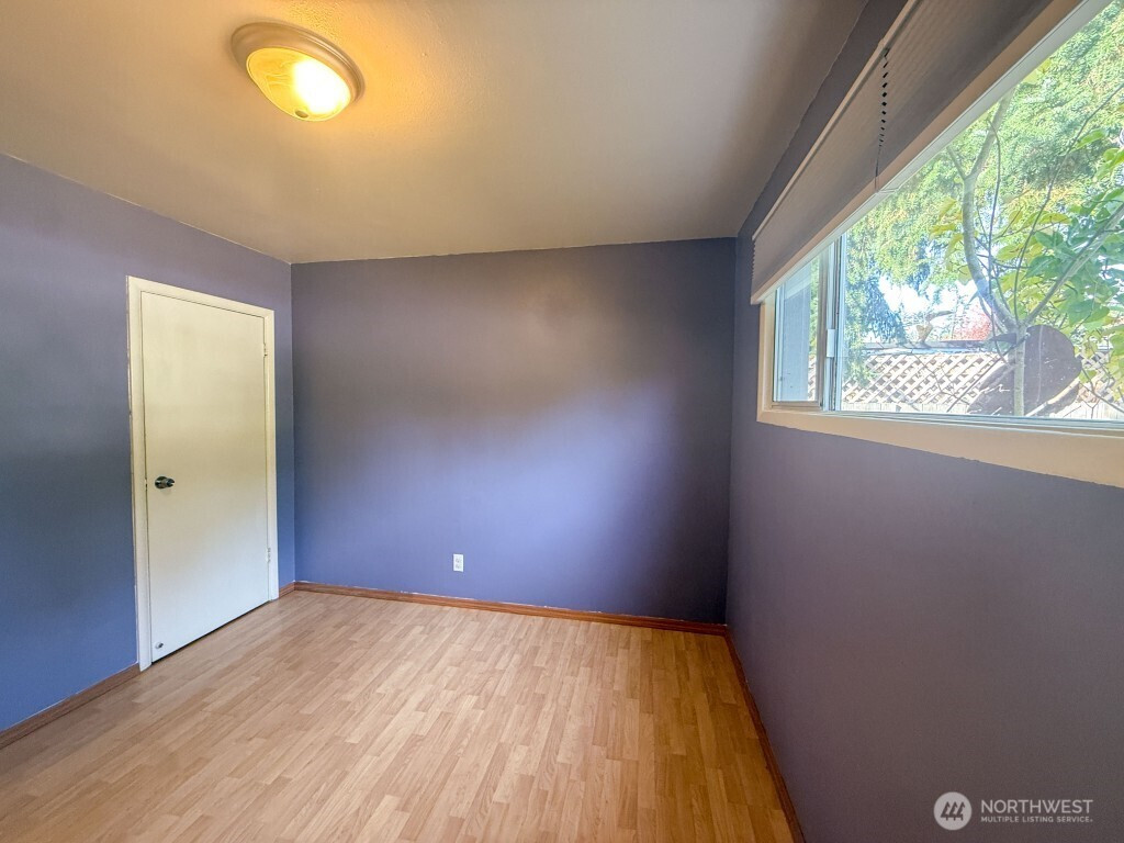 5916 207th Place SW, Lynnwood, WA 98036