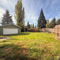 5916 207th Place SW, Lynnwood, WA 98036