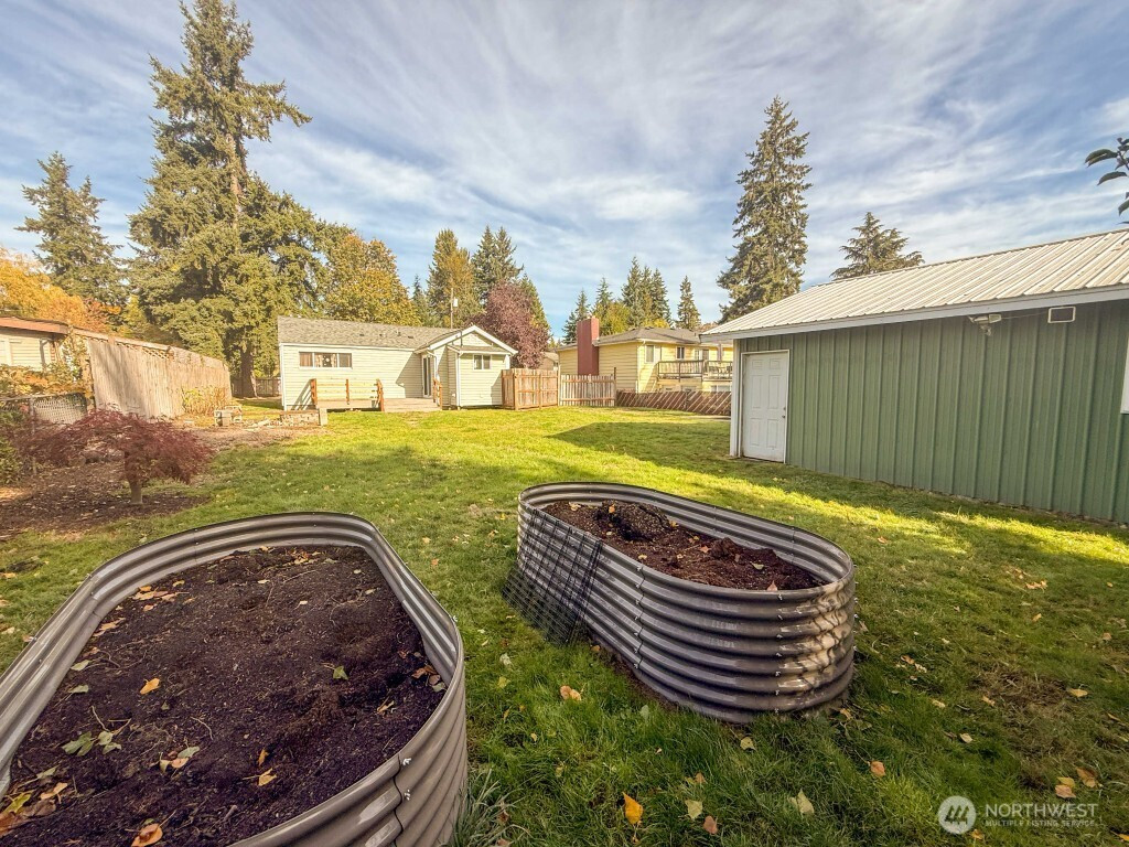 5916 207th Place SW, Lynnwood, WA 98036