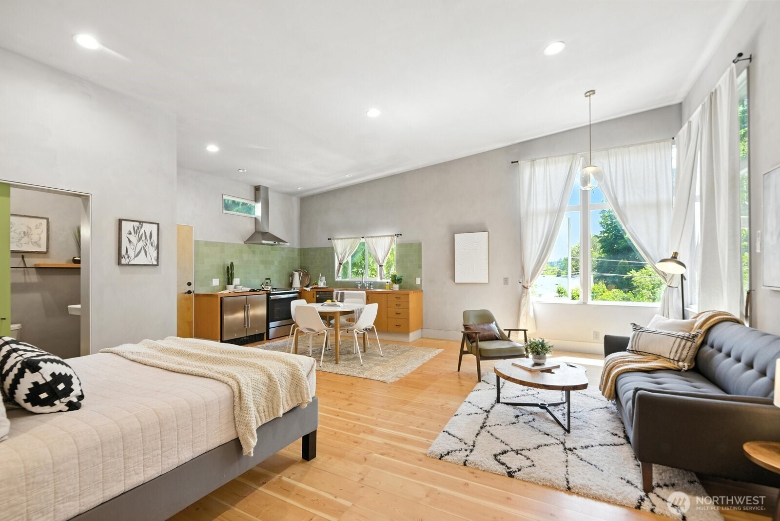 7936 29th Avenue SW, Seattle, WA 98126