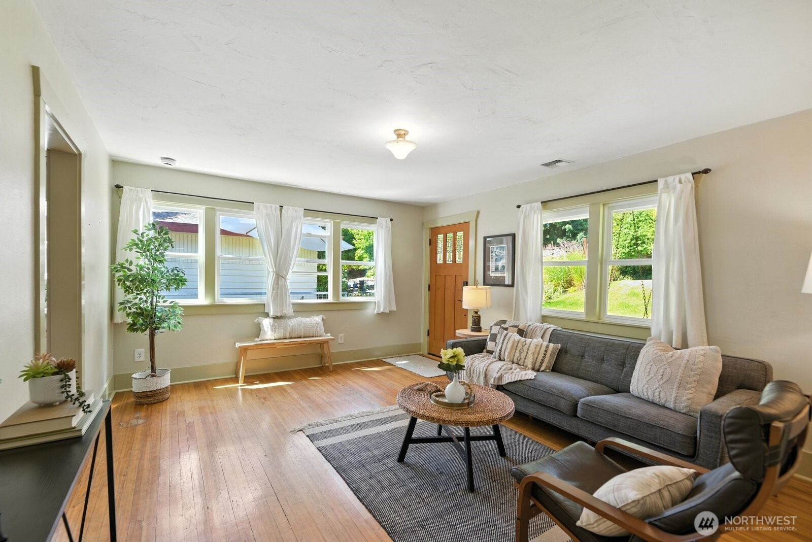 7936 29th Avenue SW, Seattle, WA 98126