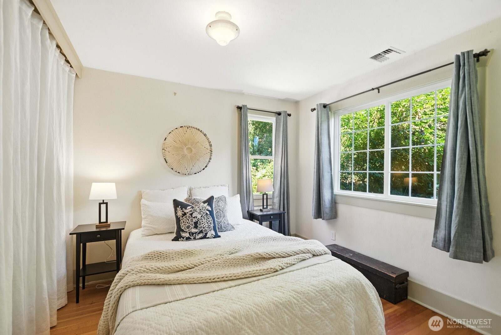 7936 29th Avenue SW, Seattle, WA 98126