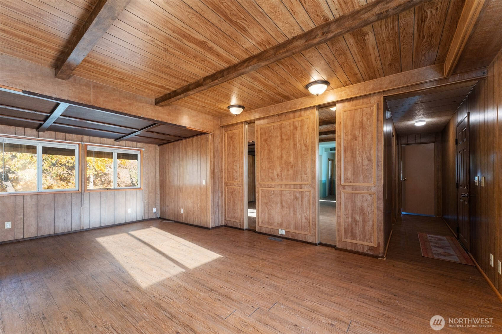 271 Chestnut Street, Chelan Falls, WA 98817