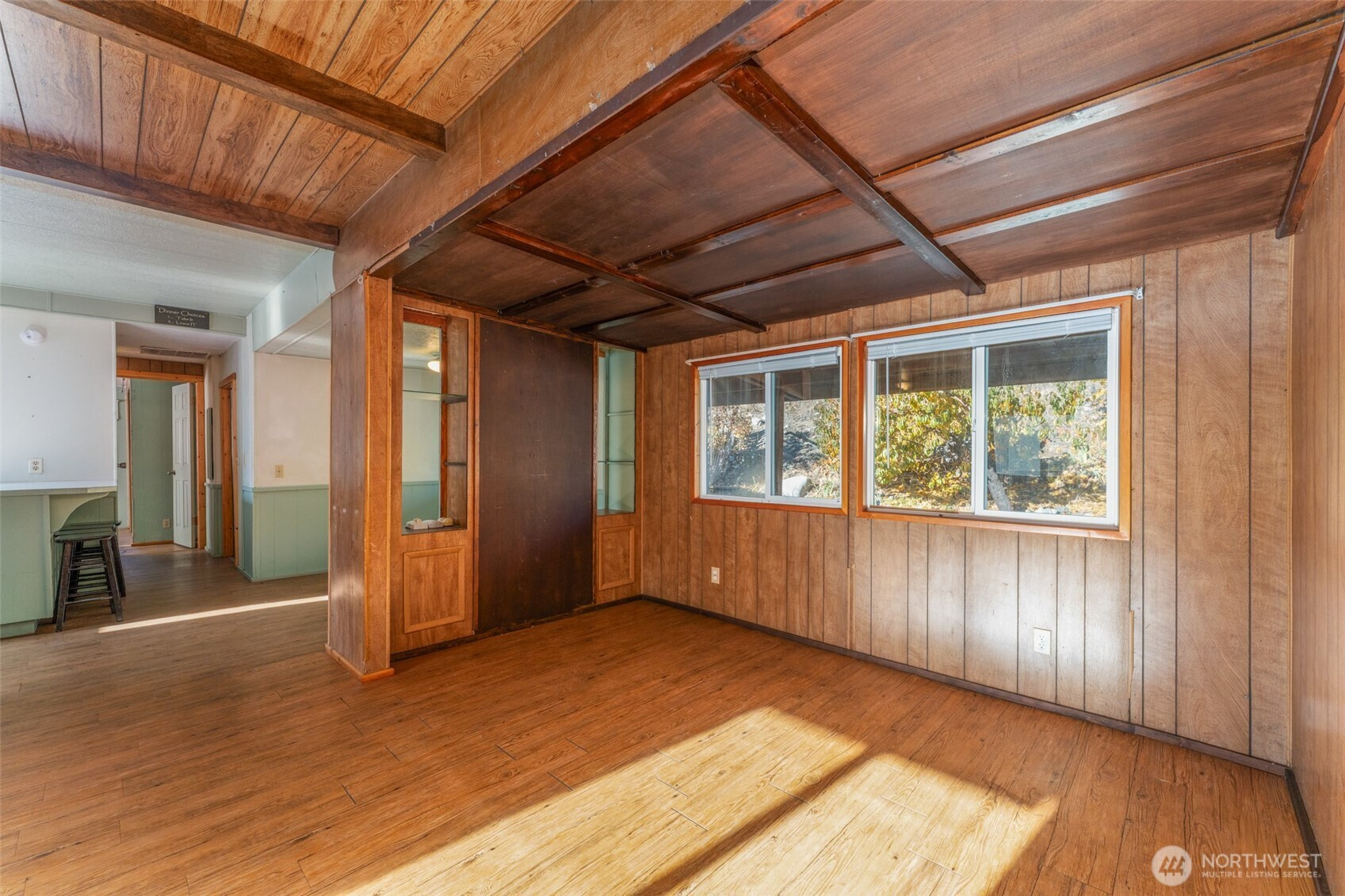 271 Chestnut Street, Chelan Falls, WA 98817