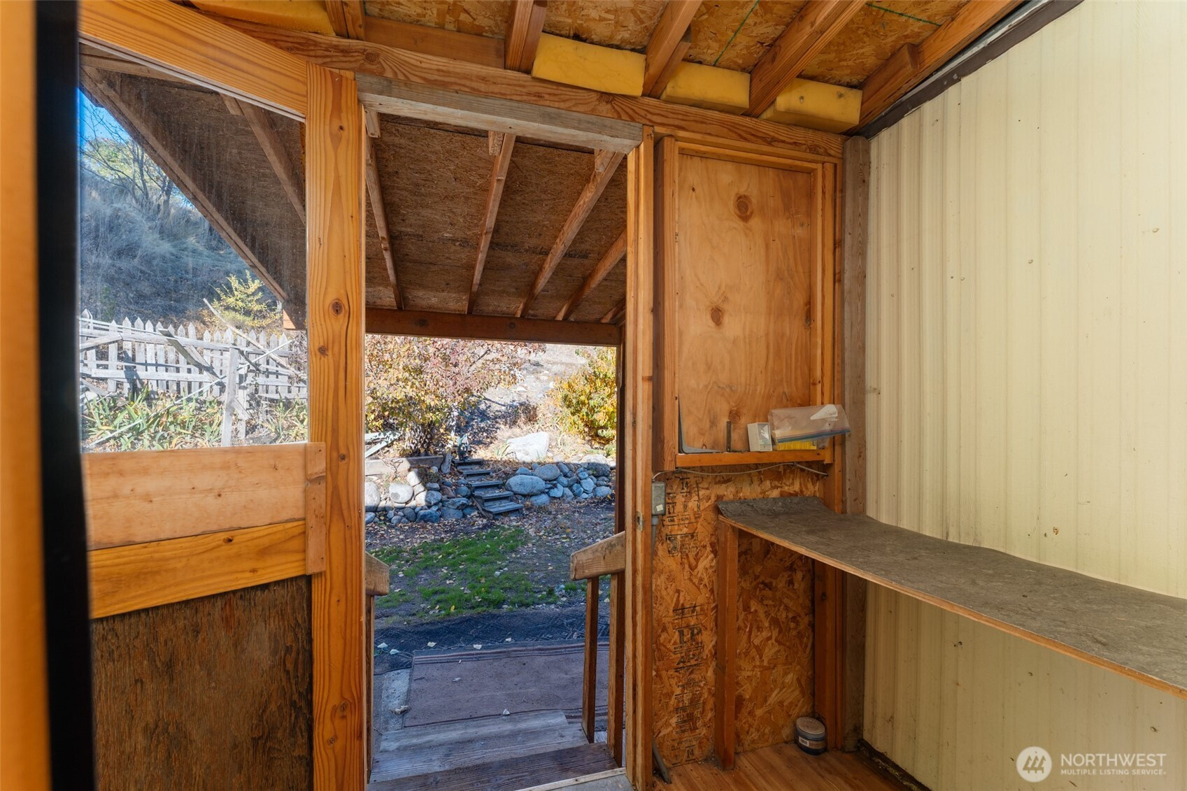 271 Chestnut Street, Chelan Falls, WA 98817