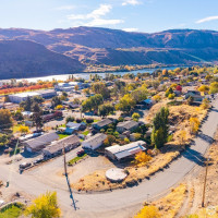 271 Chestnut Street, Chelan Falls, WA 98817