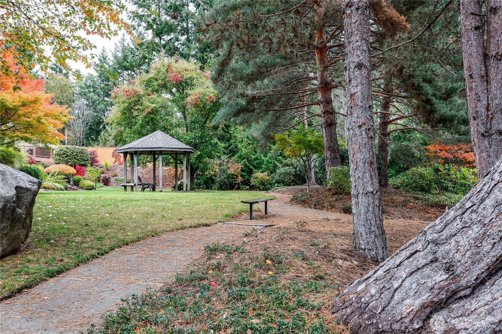 9672 Long Point Lane NW, Silverdale, WA 98383