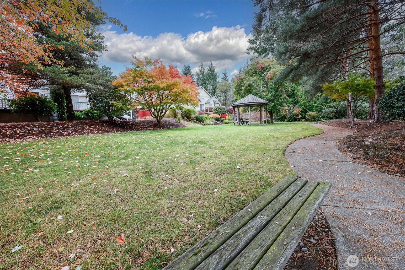 9672 Long Point Lane NW, Silverdale, WA 98383