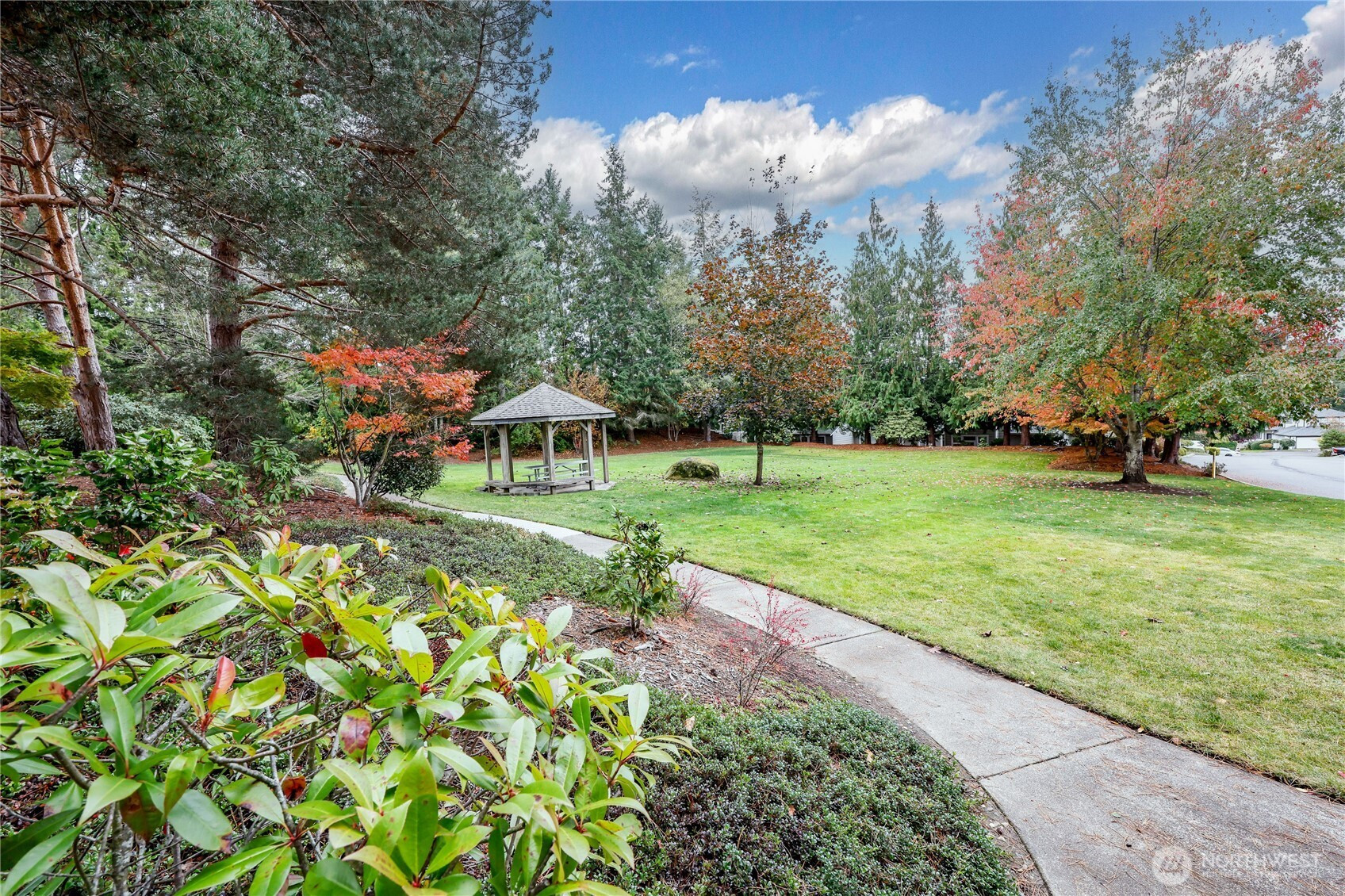 9672 Long Point Lane NW, Silverdale, WA 98383