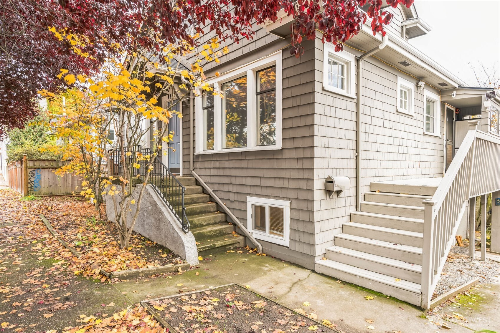 4812 Aurora Avenue, Seattle, WA 98103