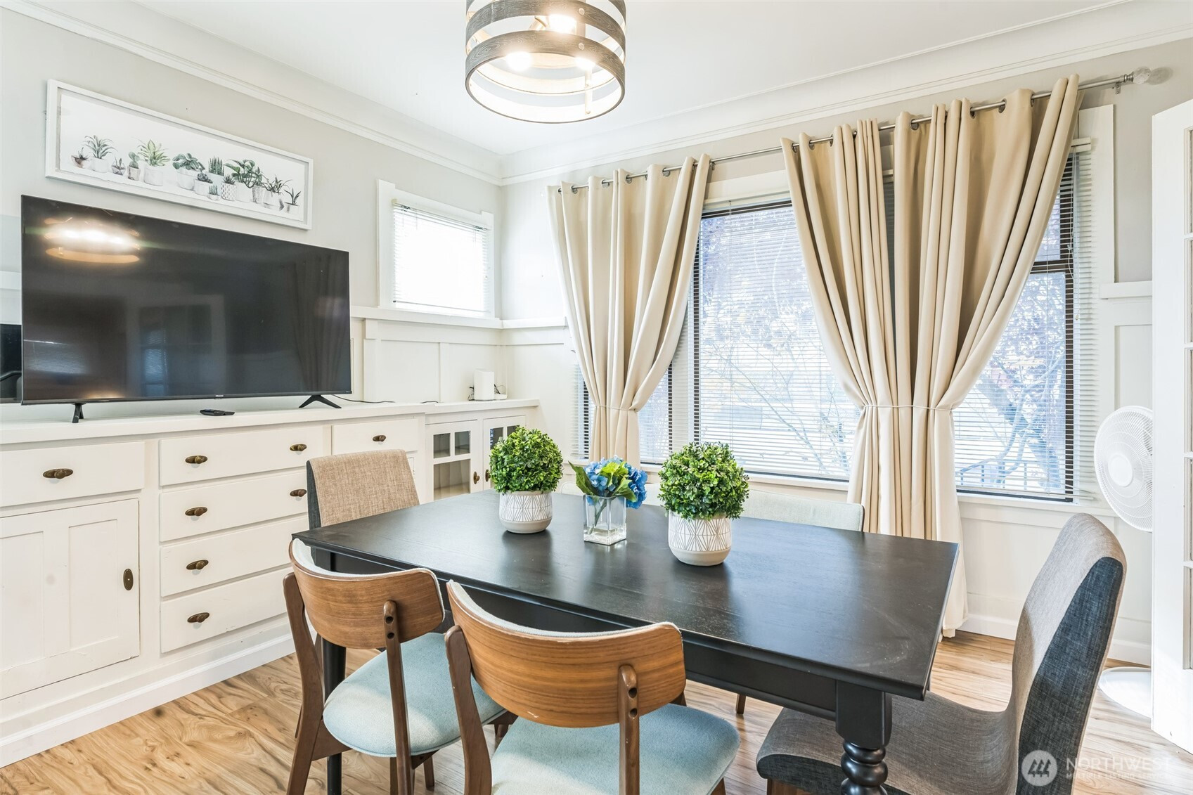 4812 Aurora Avenue, Seattle, WA 98103