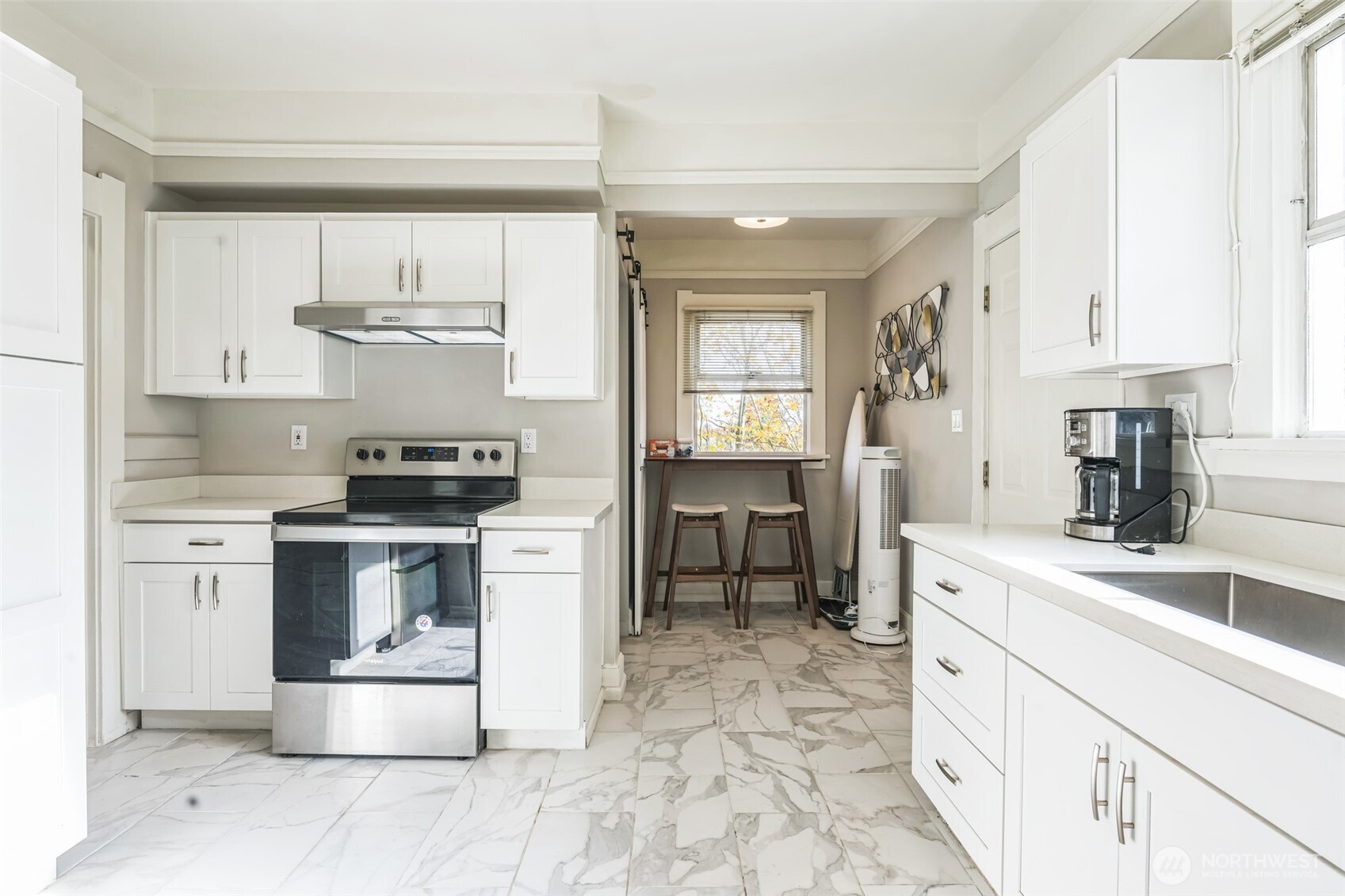 4812 Aurora Avenue, Seattle, WA 98103