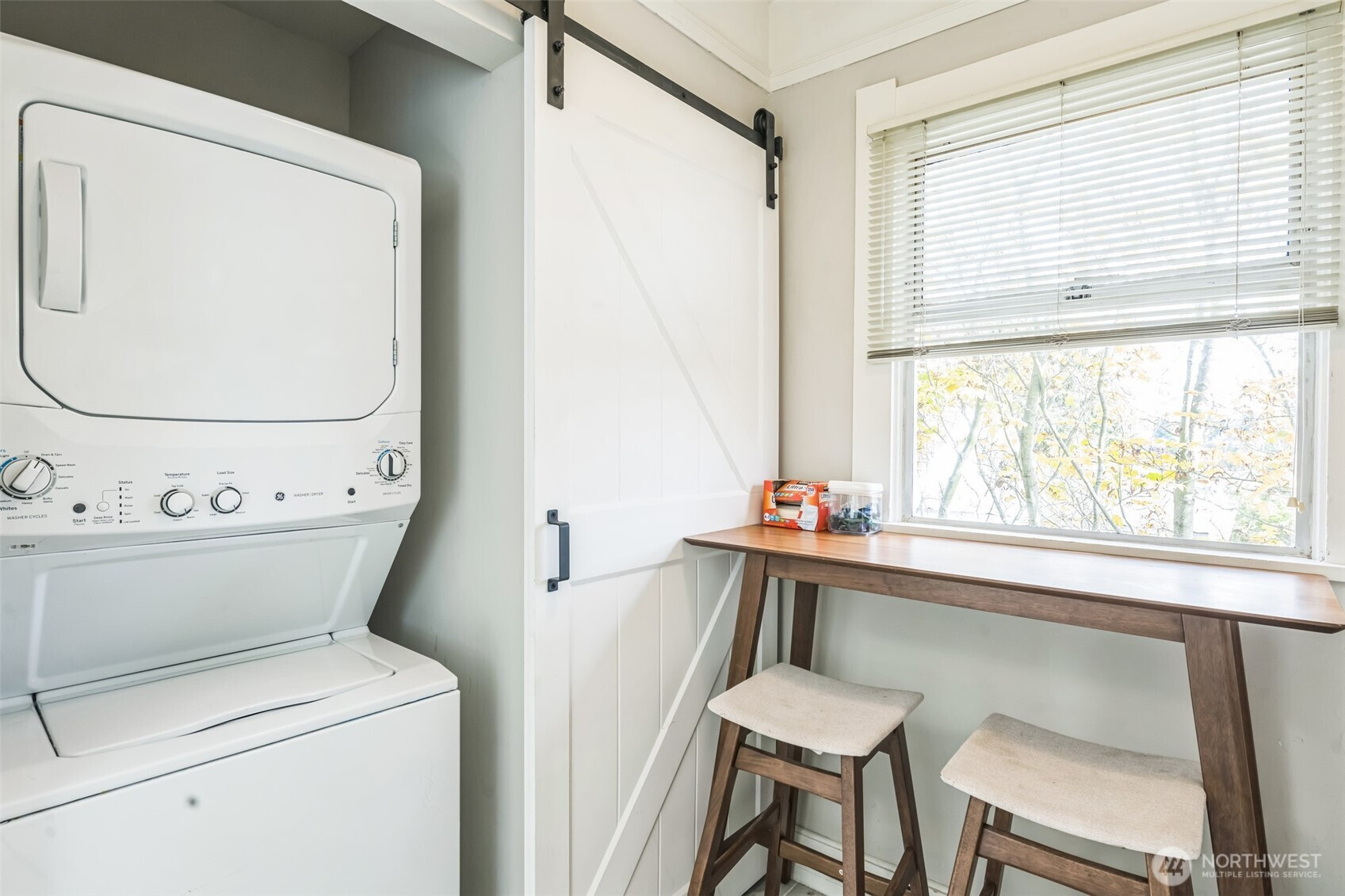 4812 Aurora Avenue, Seattle, WA 98103