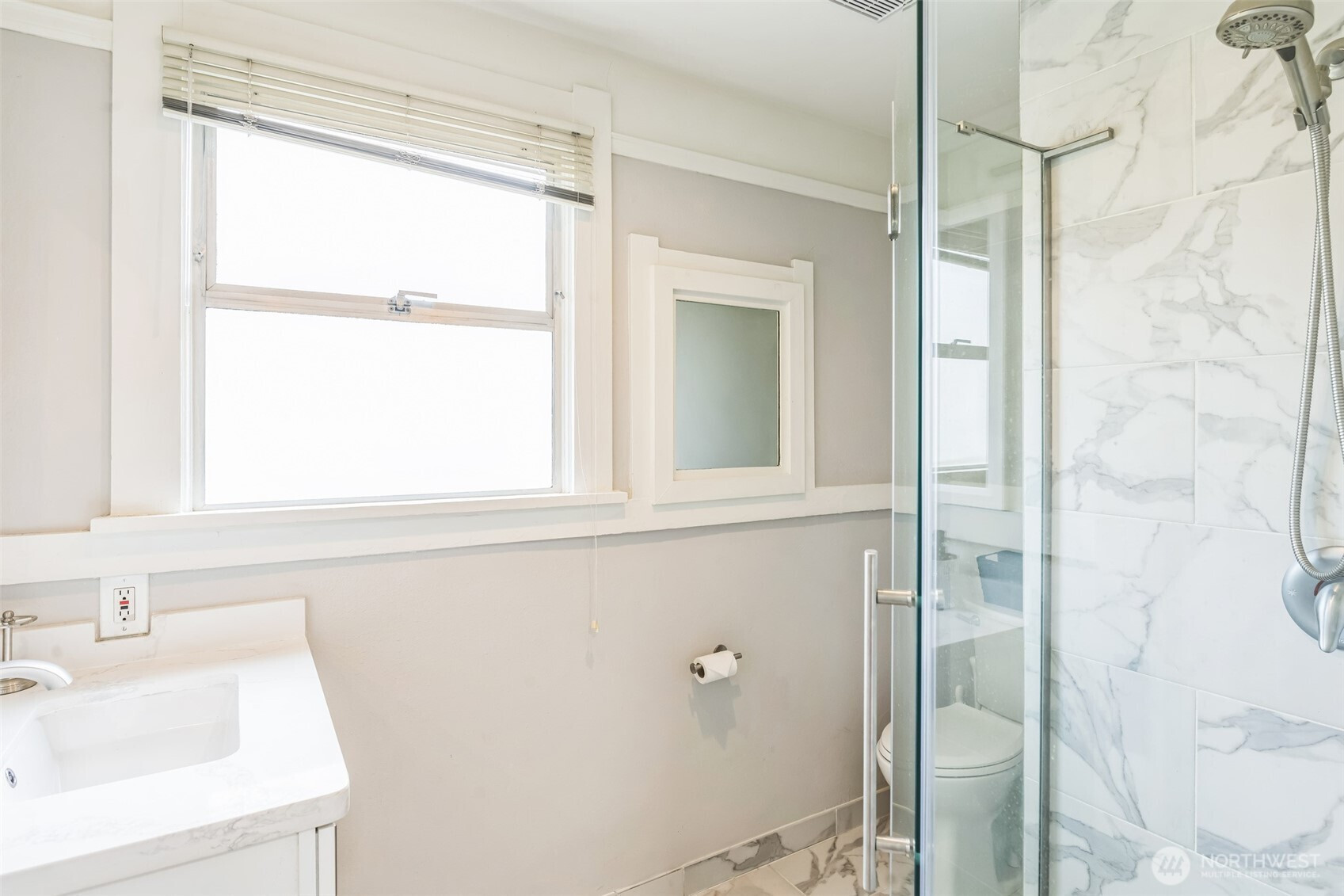 4812 Aurora Avenue, Seattle, WA 98103