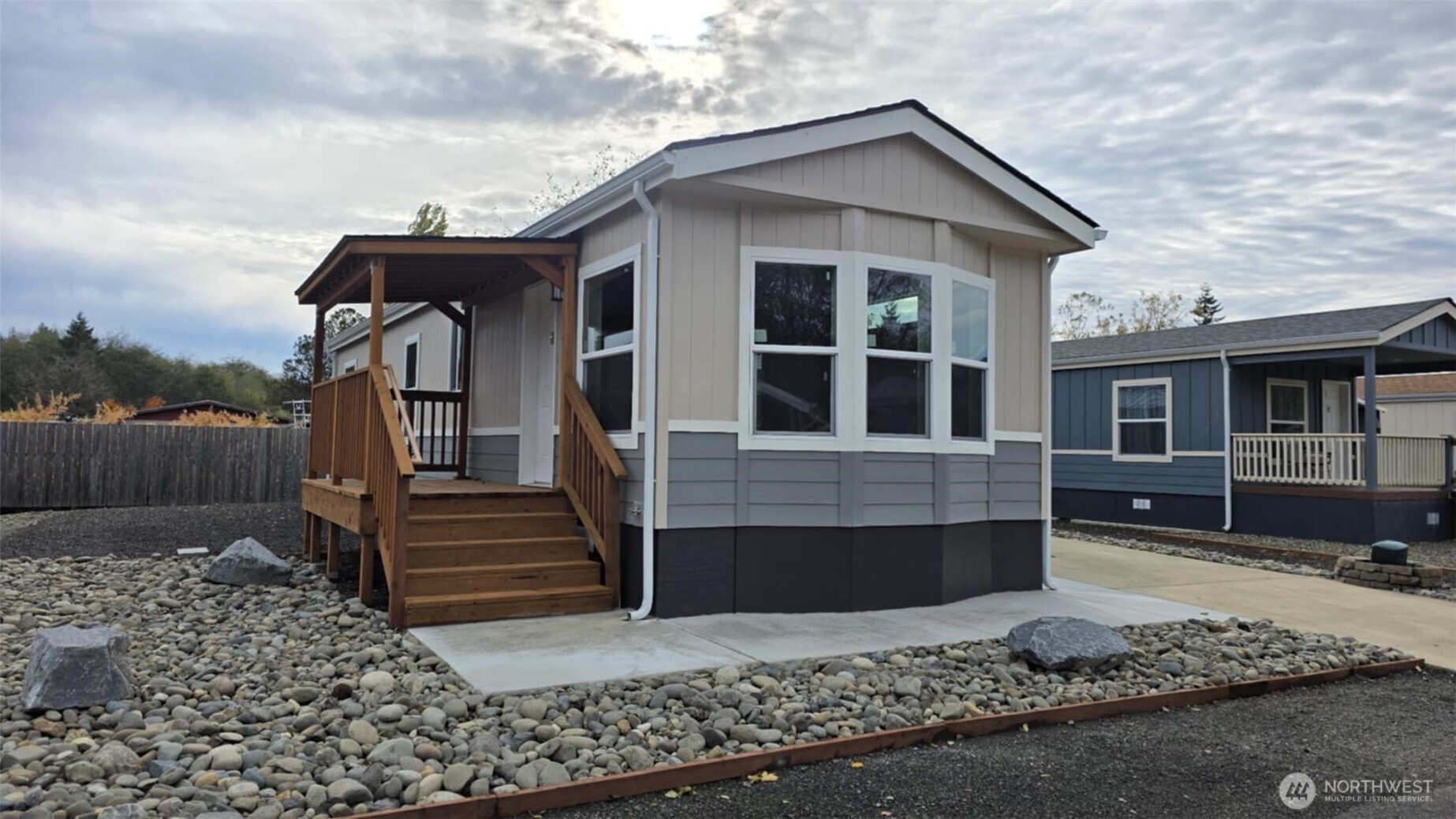 2010 Broadway Avenue, Hoquiam, WA 98550