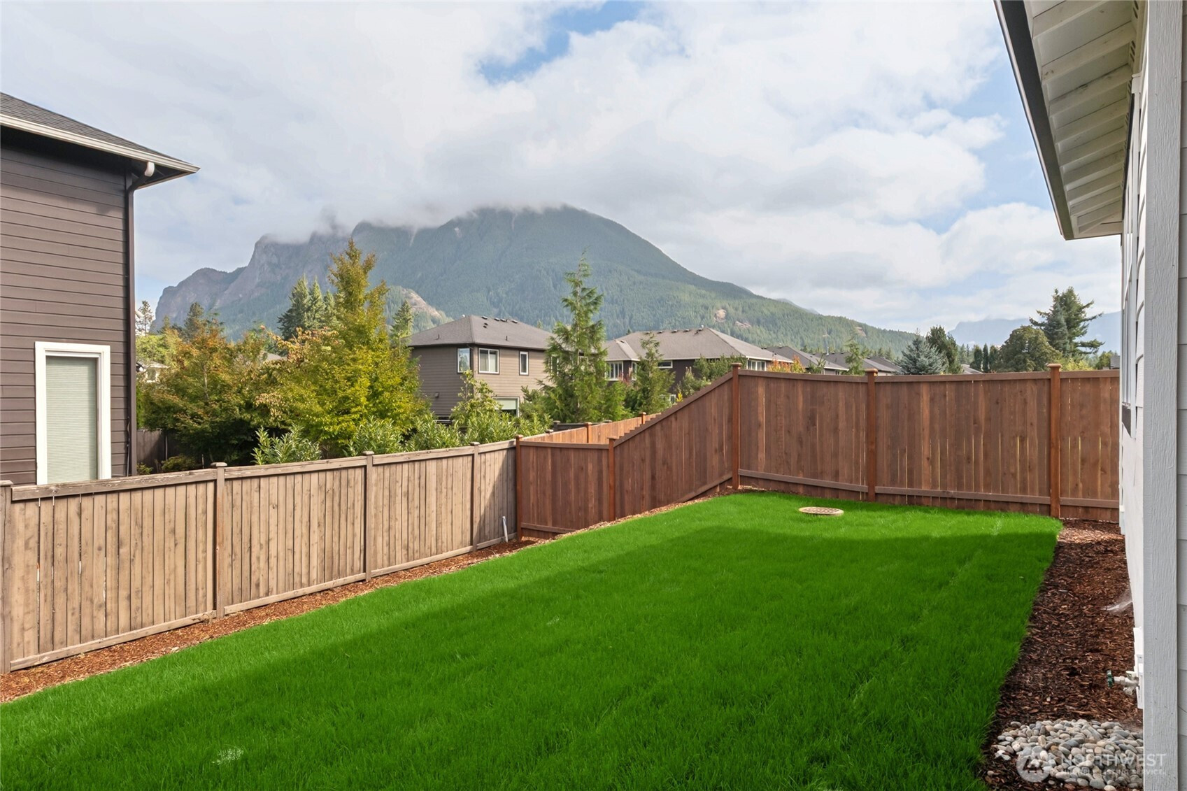 508 SE 11th Place, North Bend, WA 98045