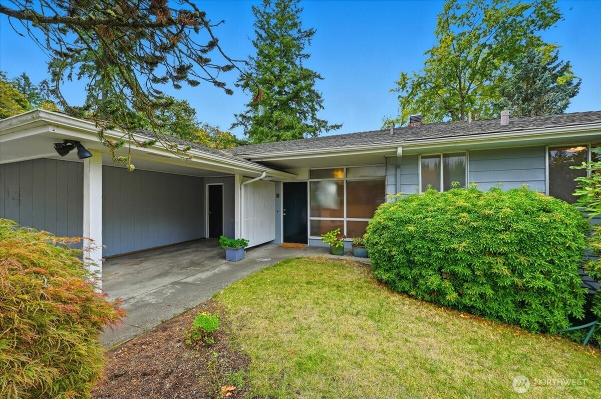 5501 106th Avenue NE, Kirkland, WA 98033