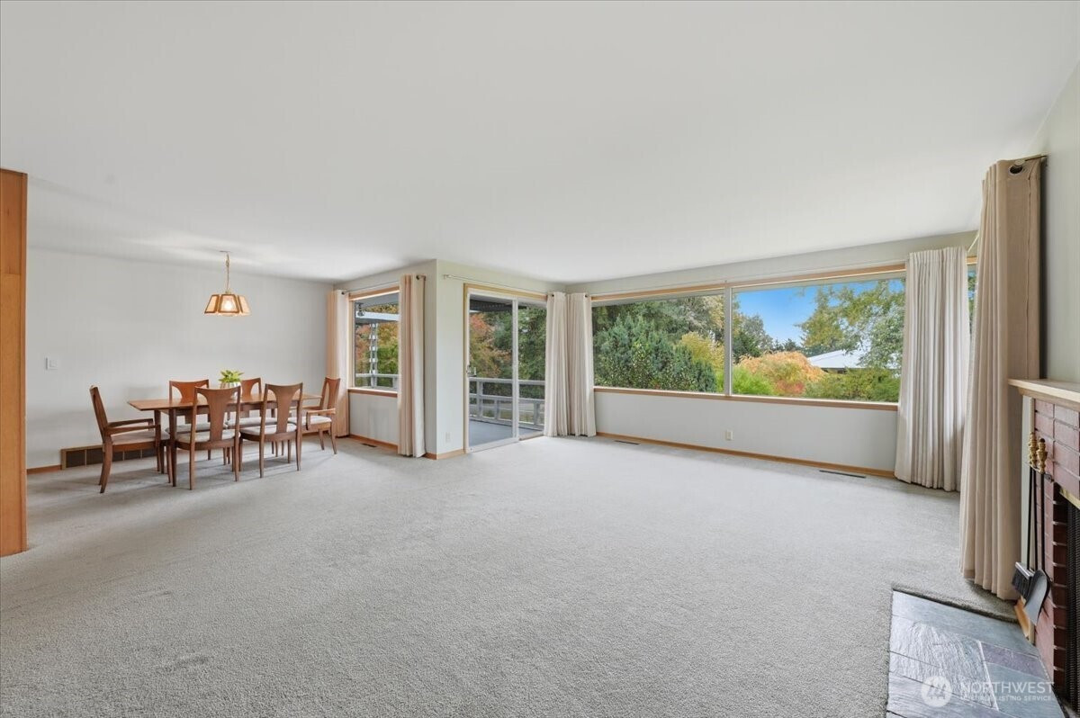 5501 106th Avenue NE, Kirkland, WA 98033