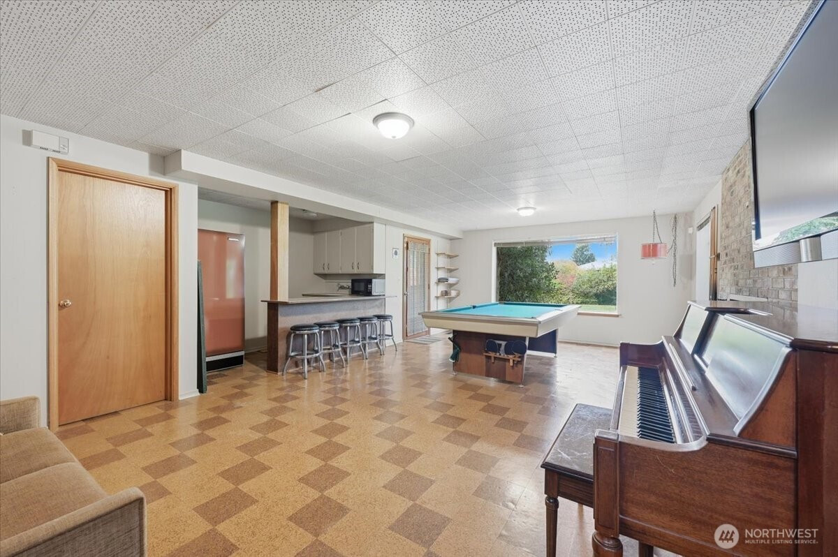 5501 106th Avenue NE, Kirkland, WA 98033