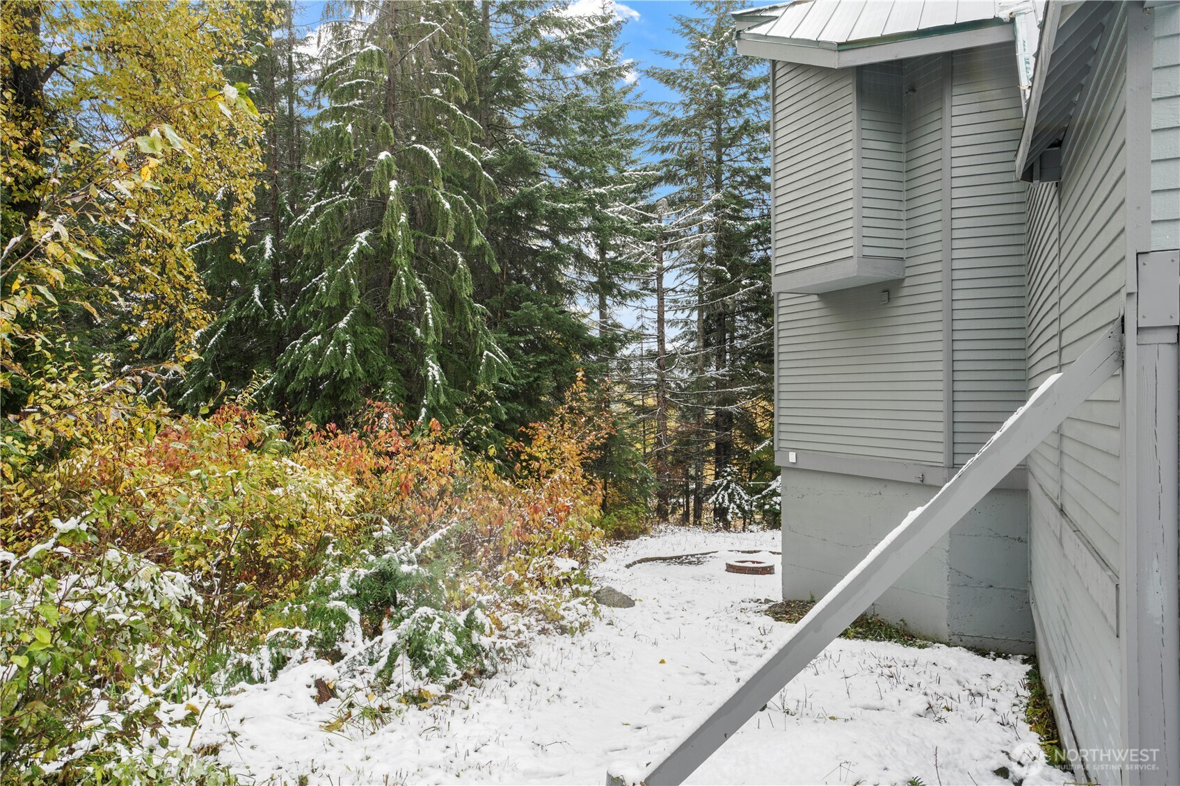 180 Chomonix Place, Snoqualmie Pass, WA 98068