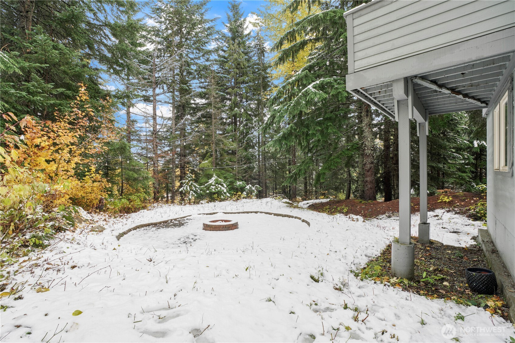 180 Chomonix Place, Snoqualmie Pass, WA 98068