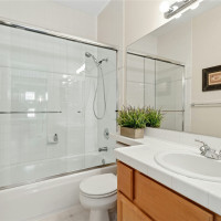 8630 113th Lane NE, Kirkland, WA 98033