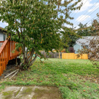 1740 SW Nienhuis Street, Oak Harbor, WA 98277