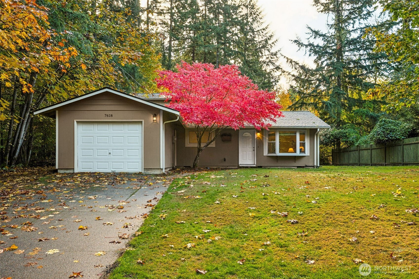 7618 Kittiwake Drive SE, Olympia, WA 98513