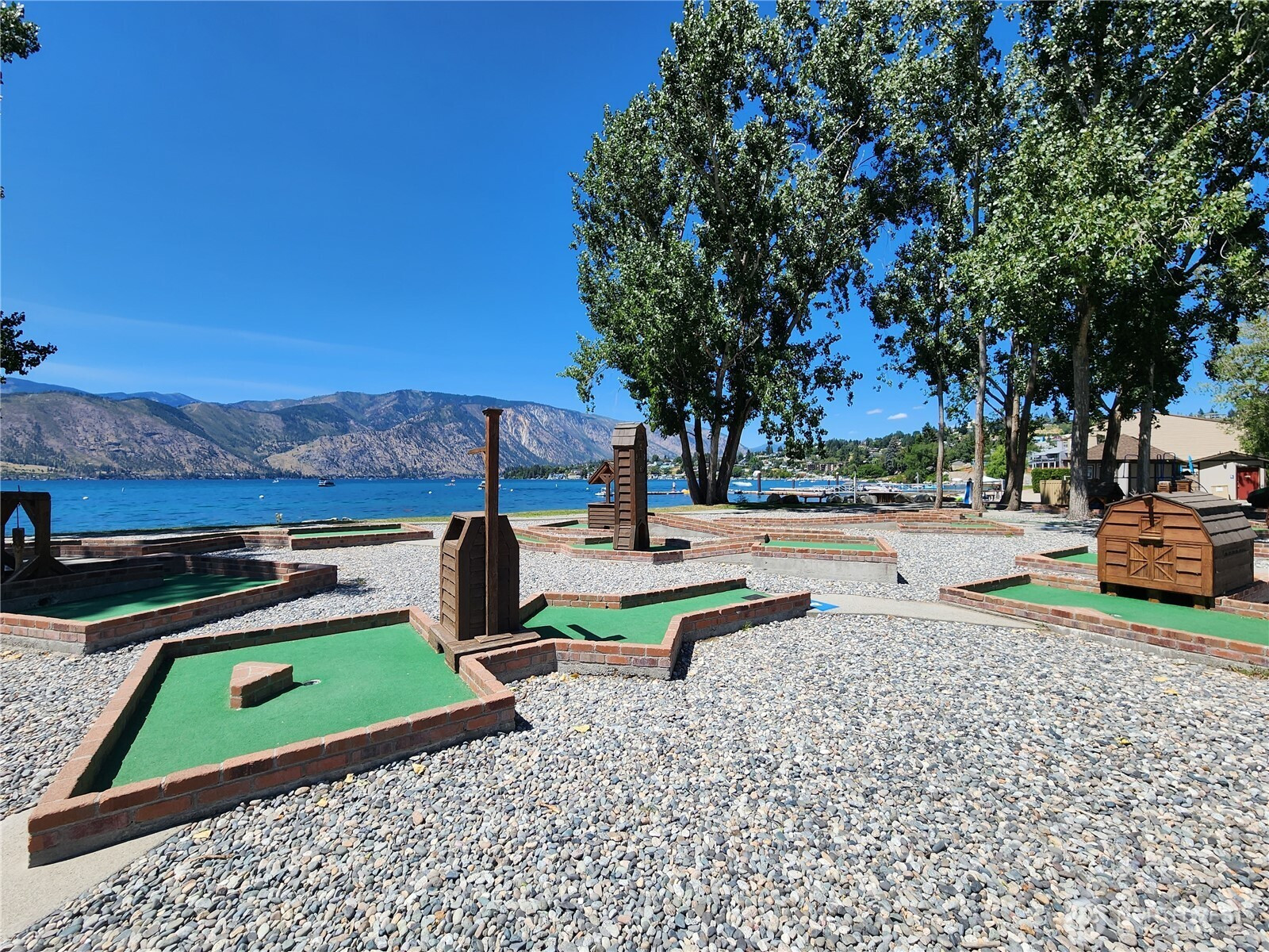 1 Lakeside 702-G, Manson, WA 98831