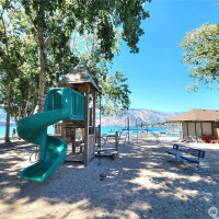 1 Lakeside 702-G, Manson, WA 98831
