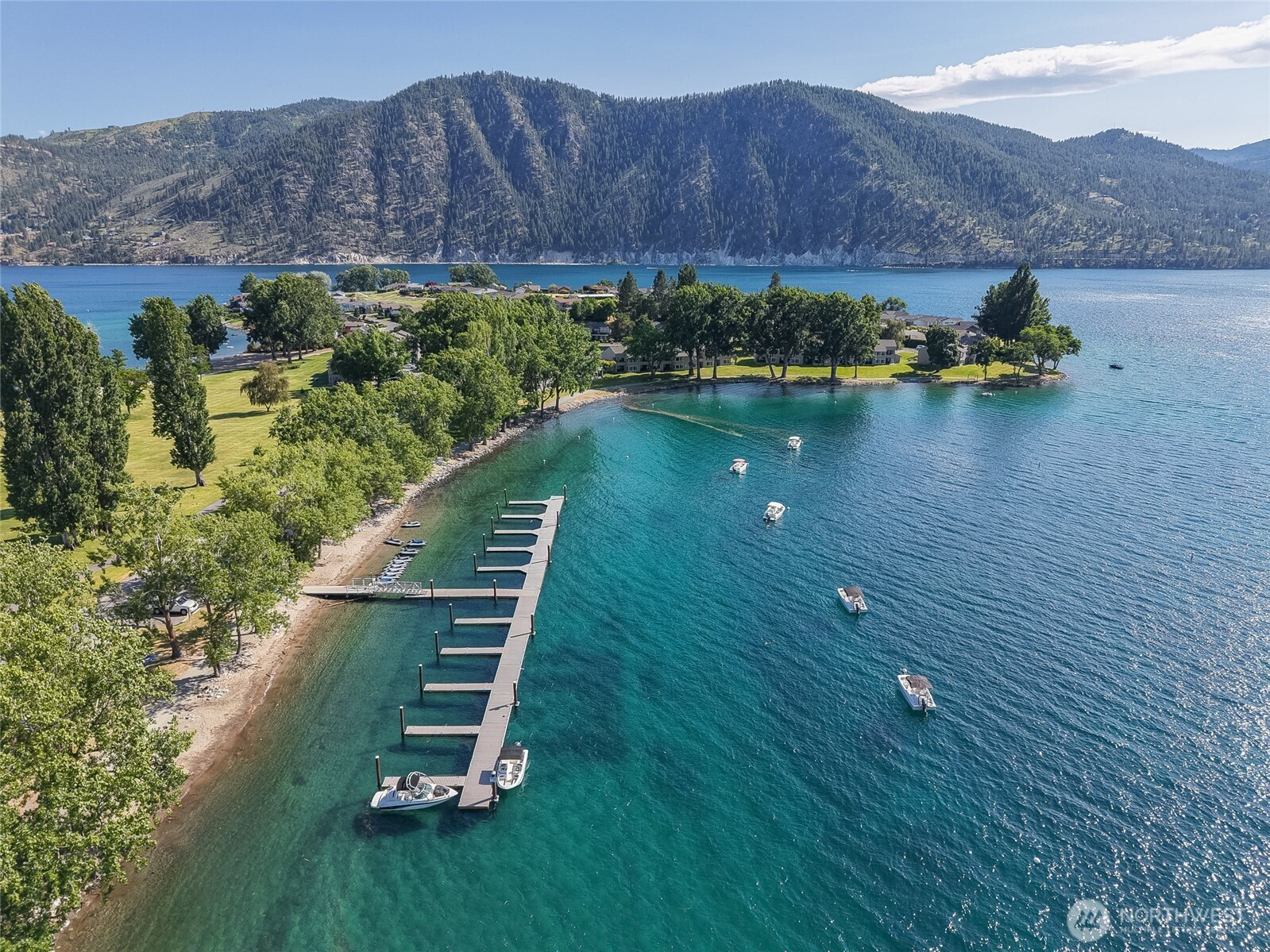 1 Lakeside 702-G, Manson, WA 98831