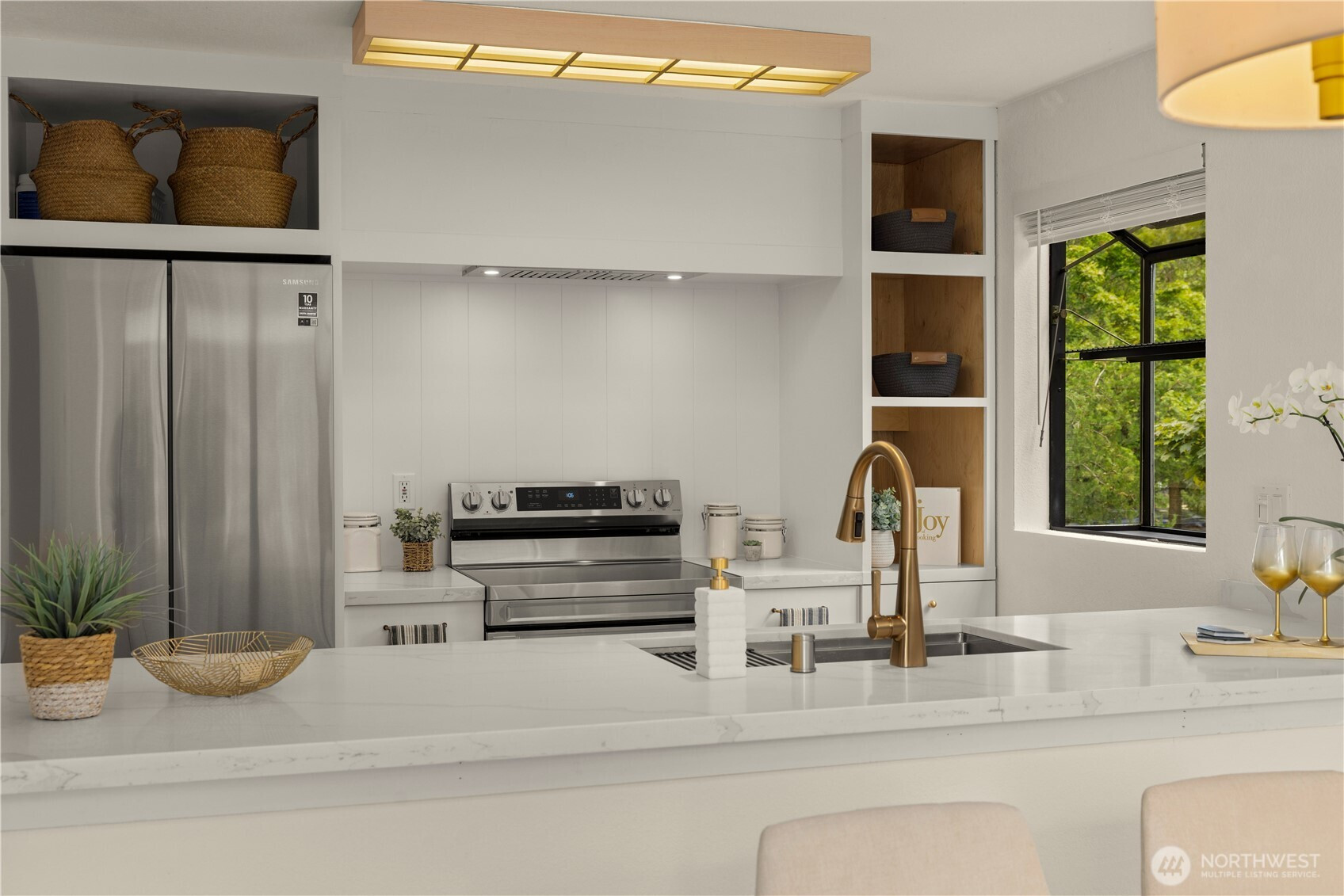 13801 Old Redmond Road, Redmond, WA 98052