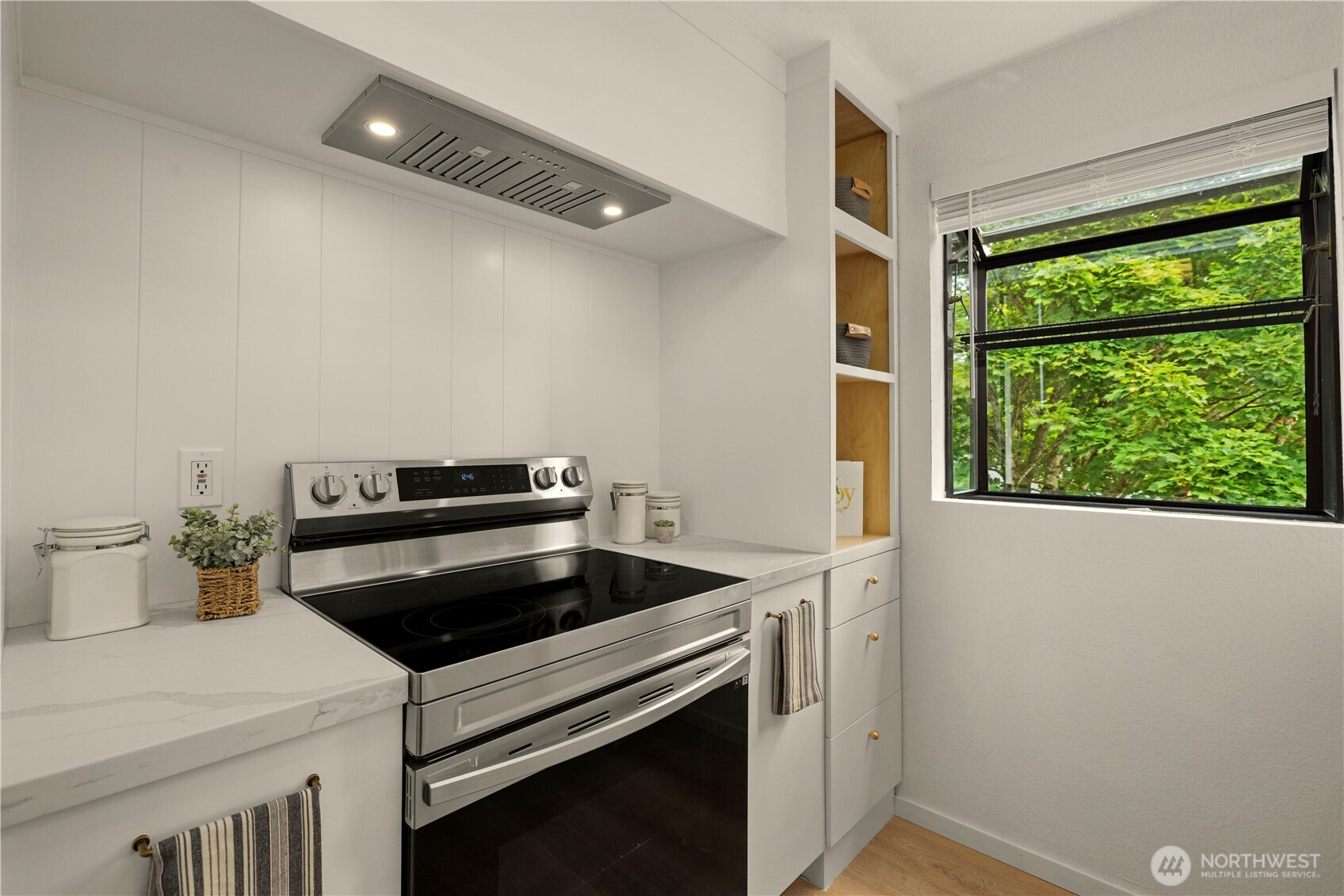 13801 Old Redmond Road, Redmond, WA 98052