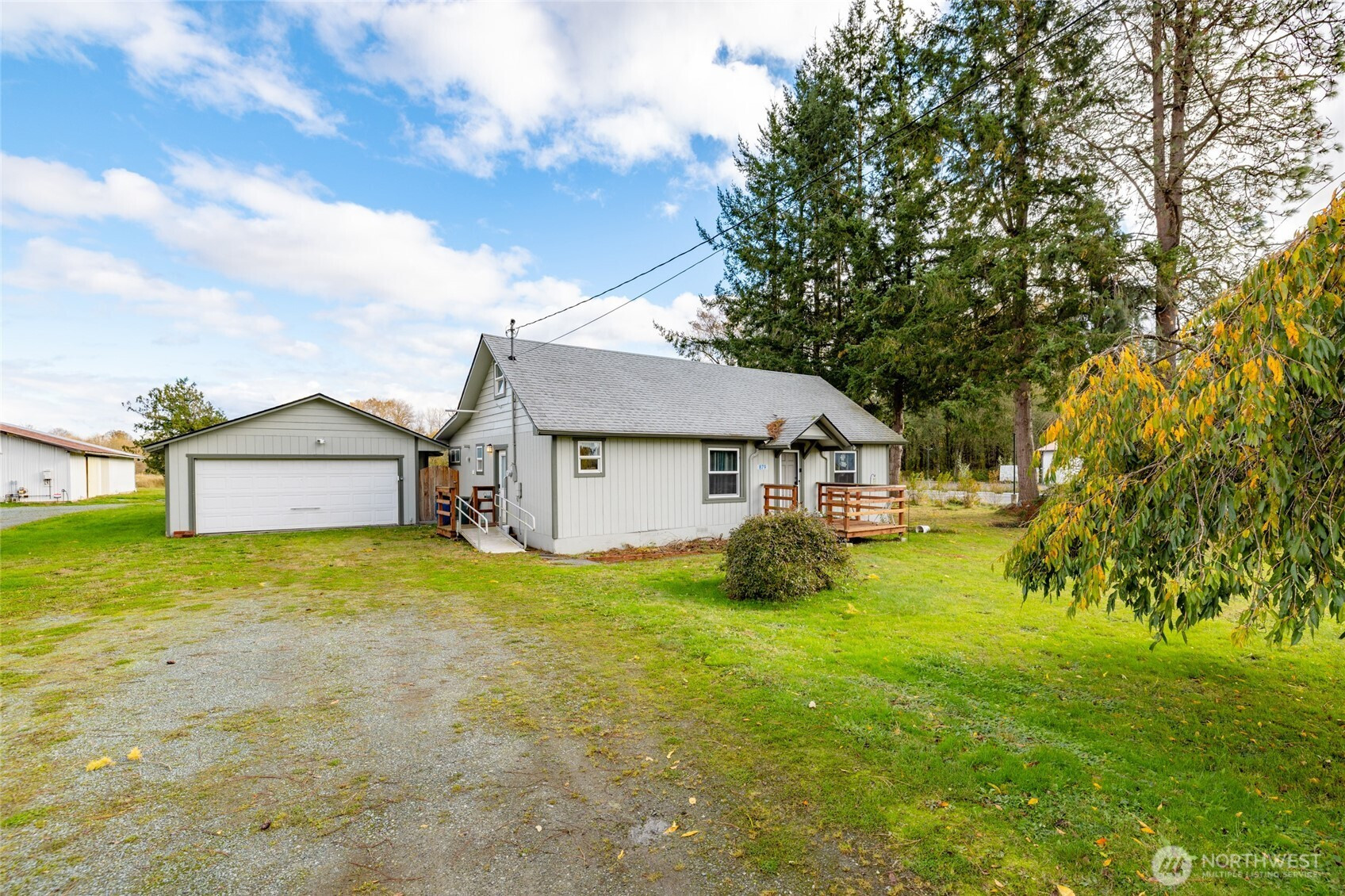 879 N Fruitdale Road, Sedro Woolley, WA 98284